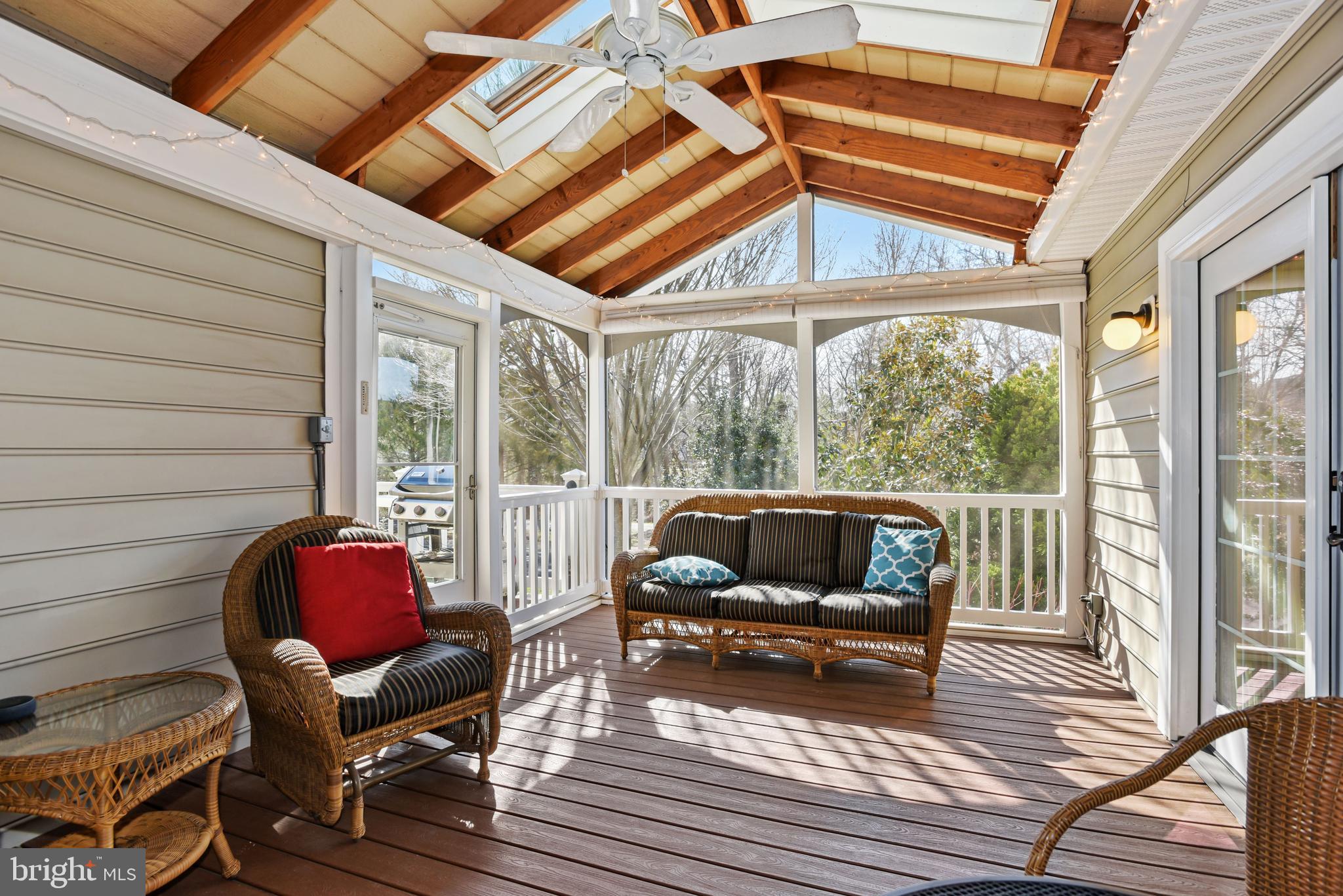 SOUTH RIDING - Residential