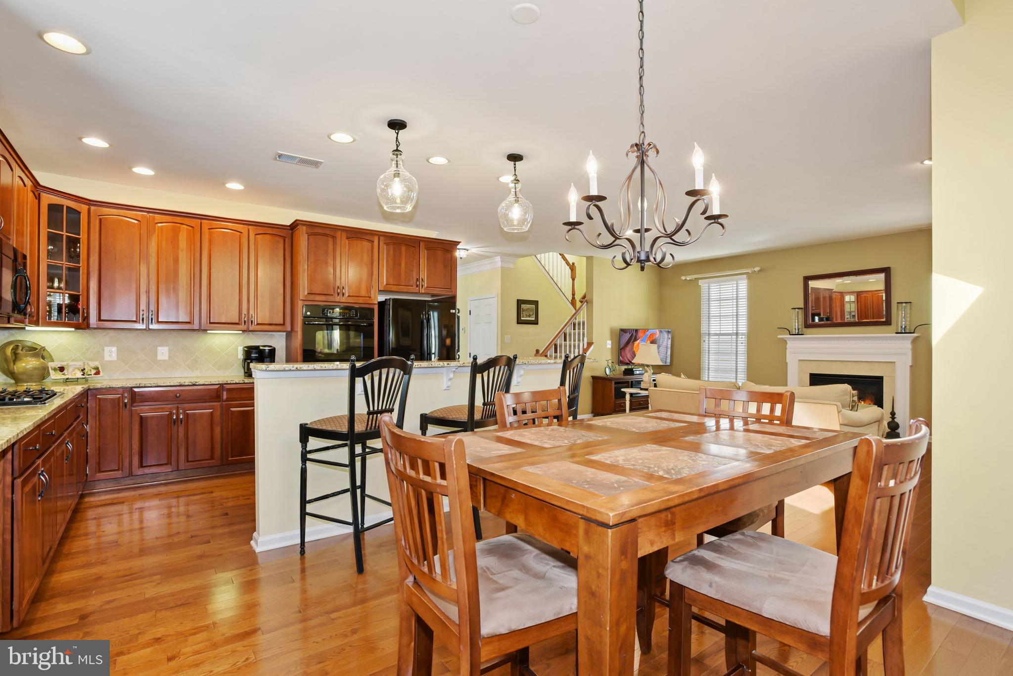 SOUTH RIDING - Residential