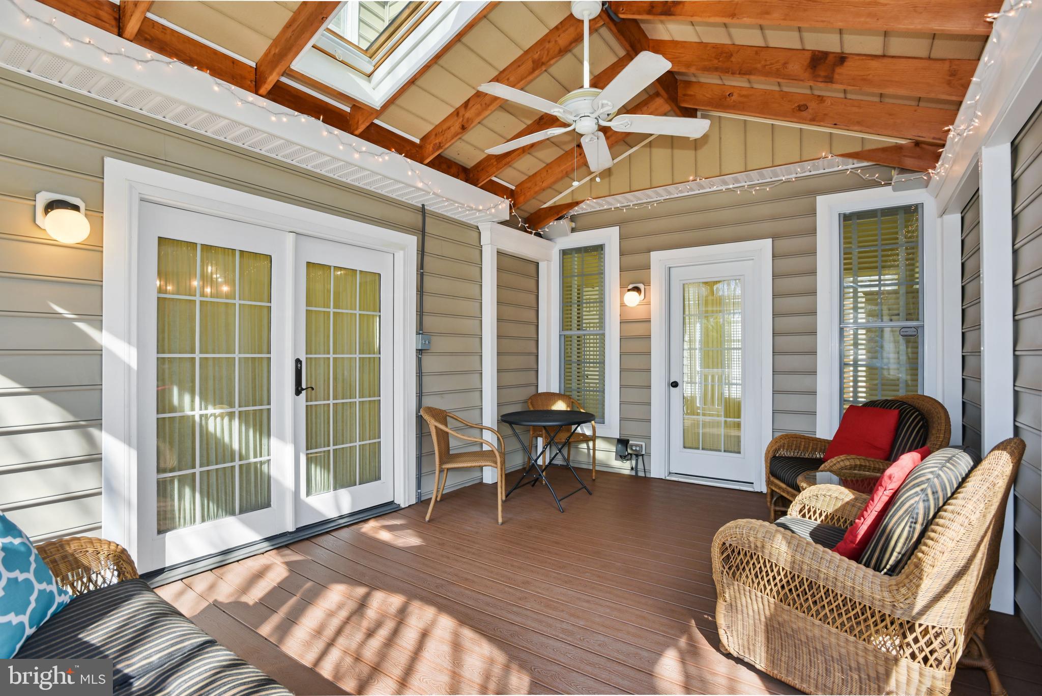 SOUTH RIDING - Residential