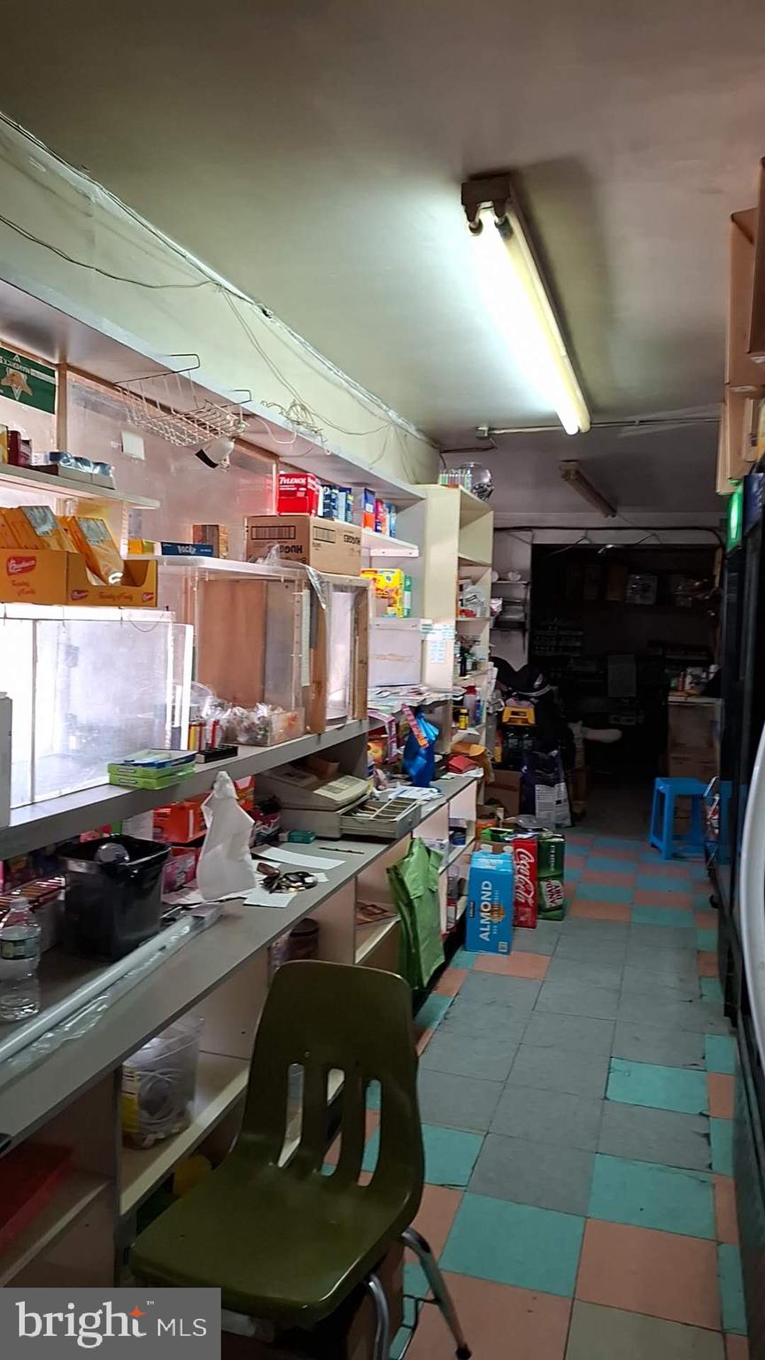 PHILADELPHIA - Residential