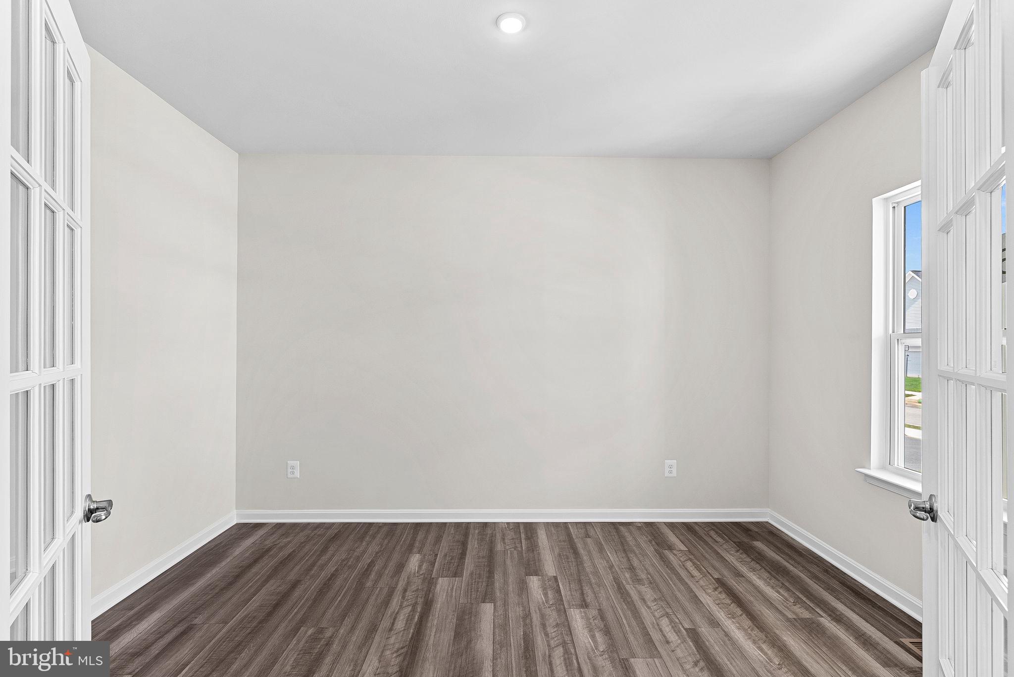 HUNTWELL WEST - Residential