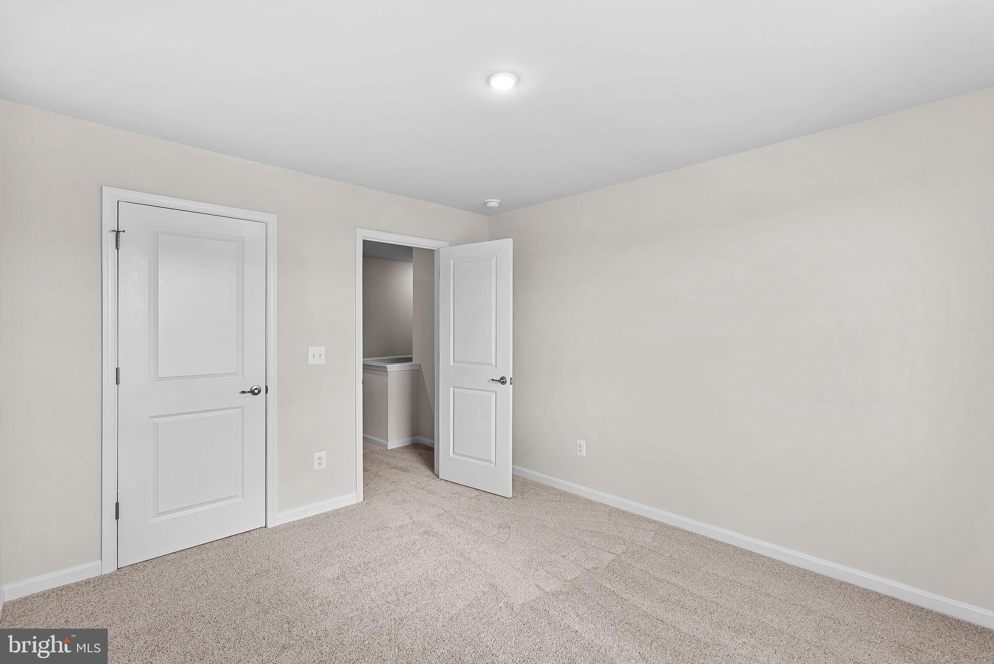 HUNTWELL WEST - Residential