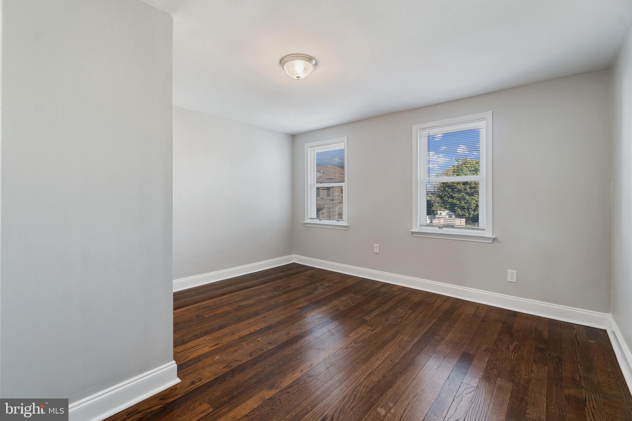 DUNDALK - Residential Lease