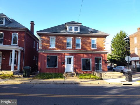 144 FAIRGROUND AVENUE HAGERSTOWN MD 21740