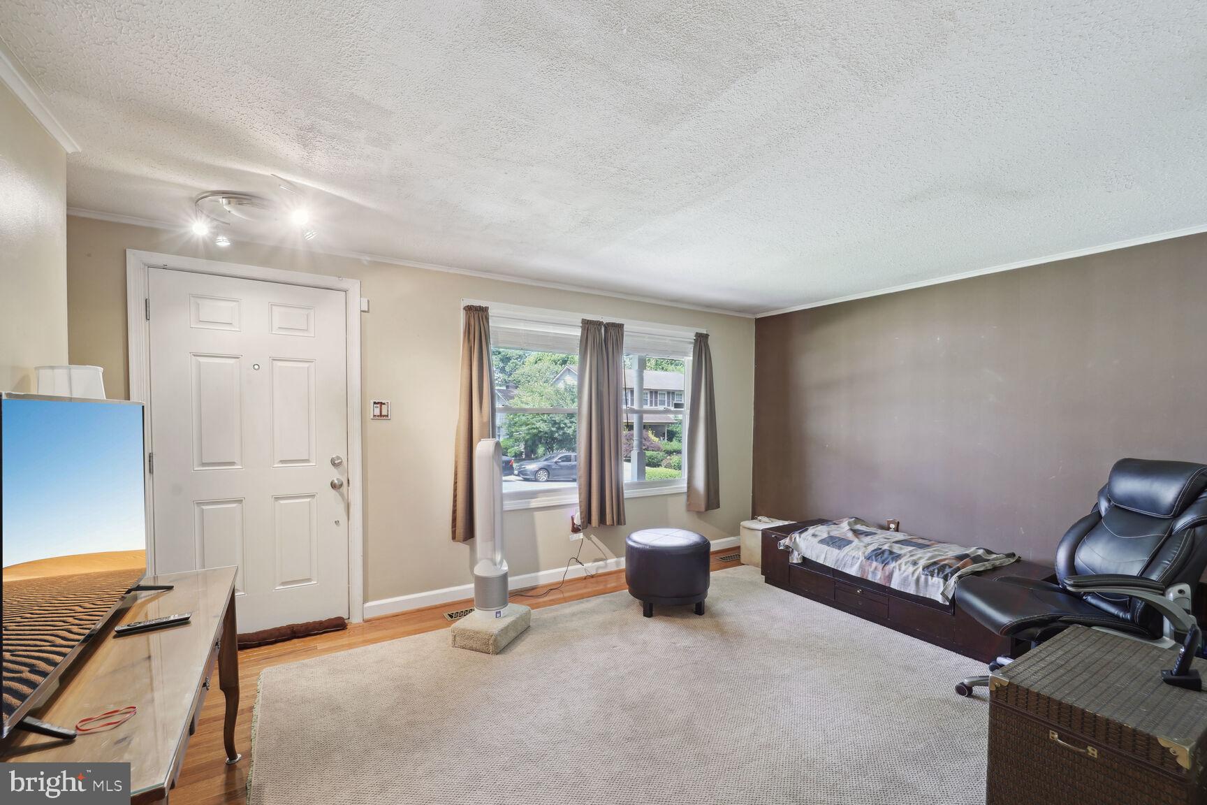 GLENARDEN HEIGHTS - Residential