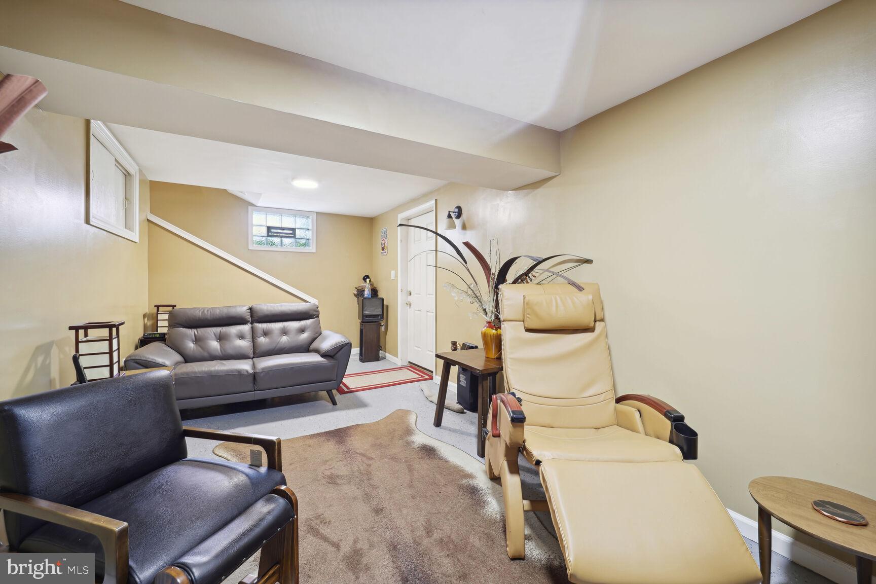 GLENARDEN HEIGHTS - Residential