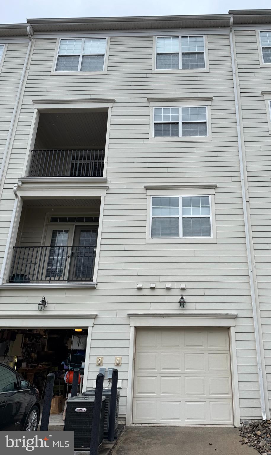 43609 MCDOWELL SQUARE