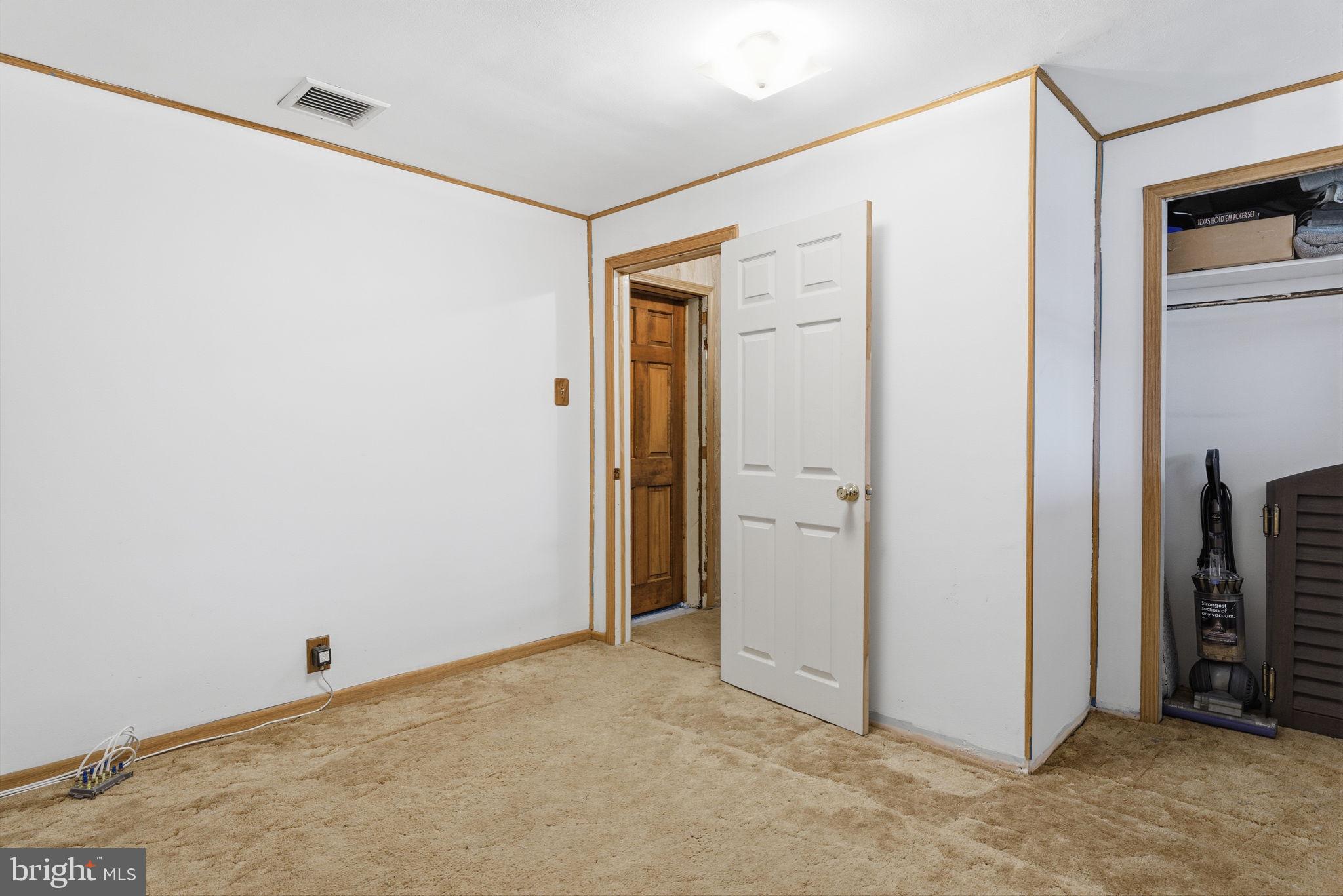 NESHAMINY VALLEY - Residential