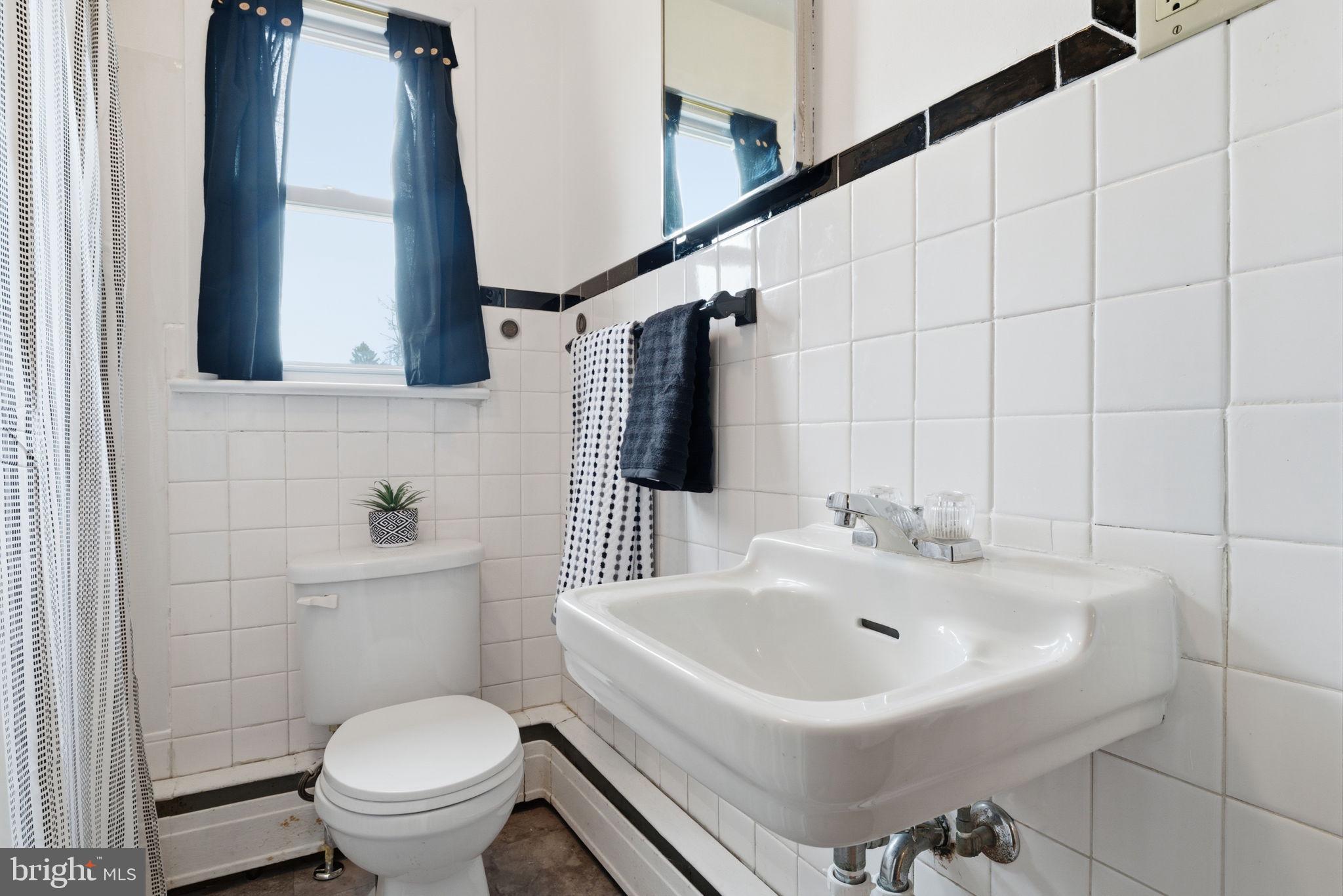 NESHAMINY VALLEY - Residential