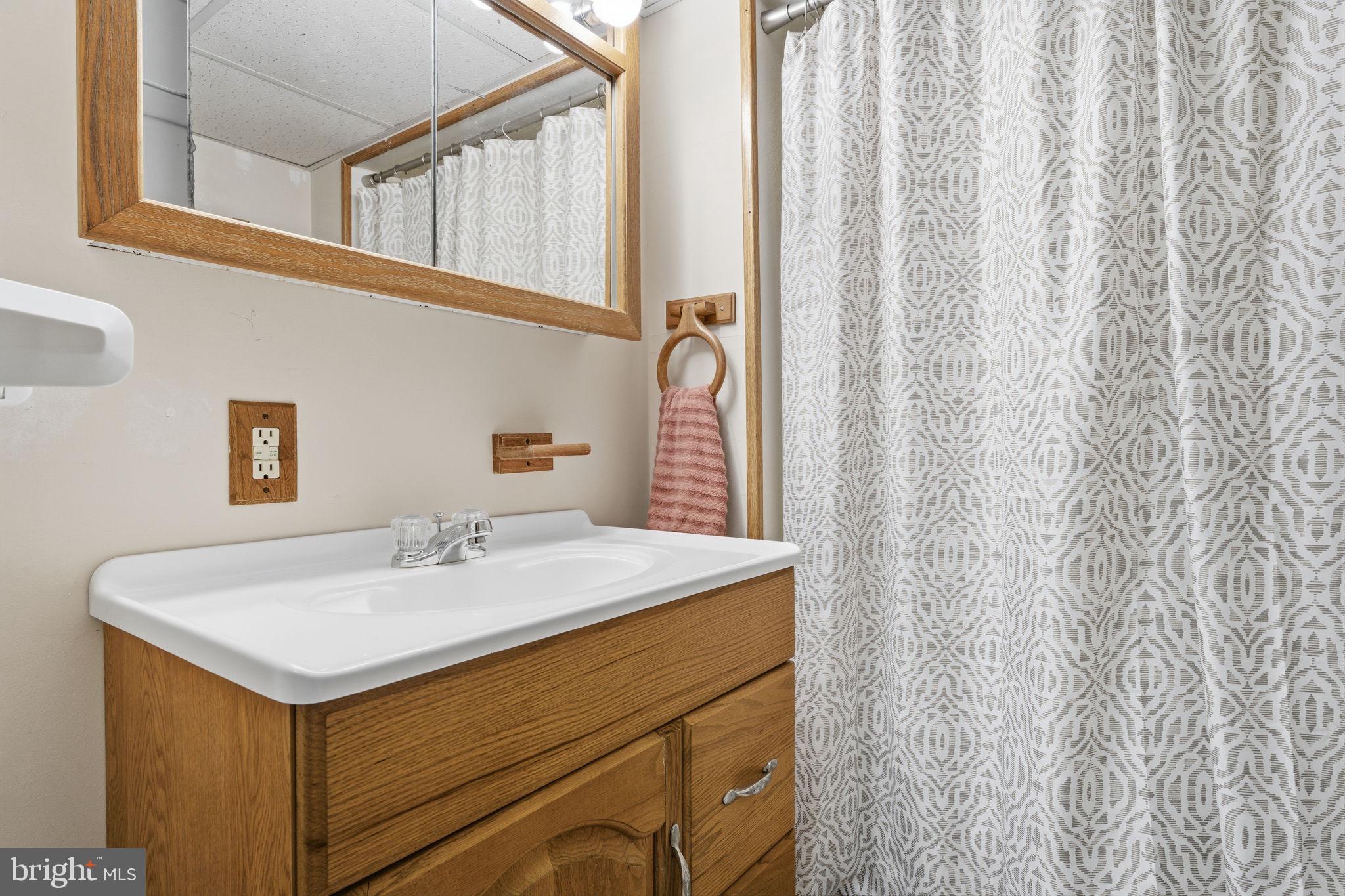 NESHAMINY VALLEY - Residential