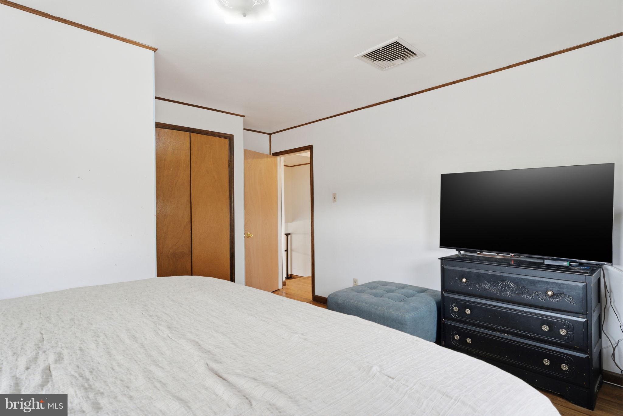 NESHAMINY VALLEY - Residential