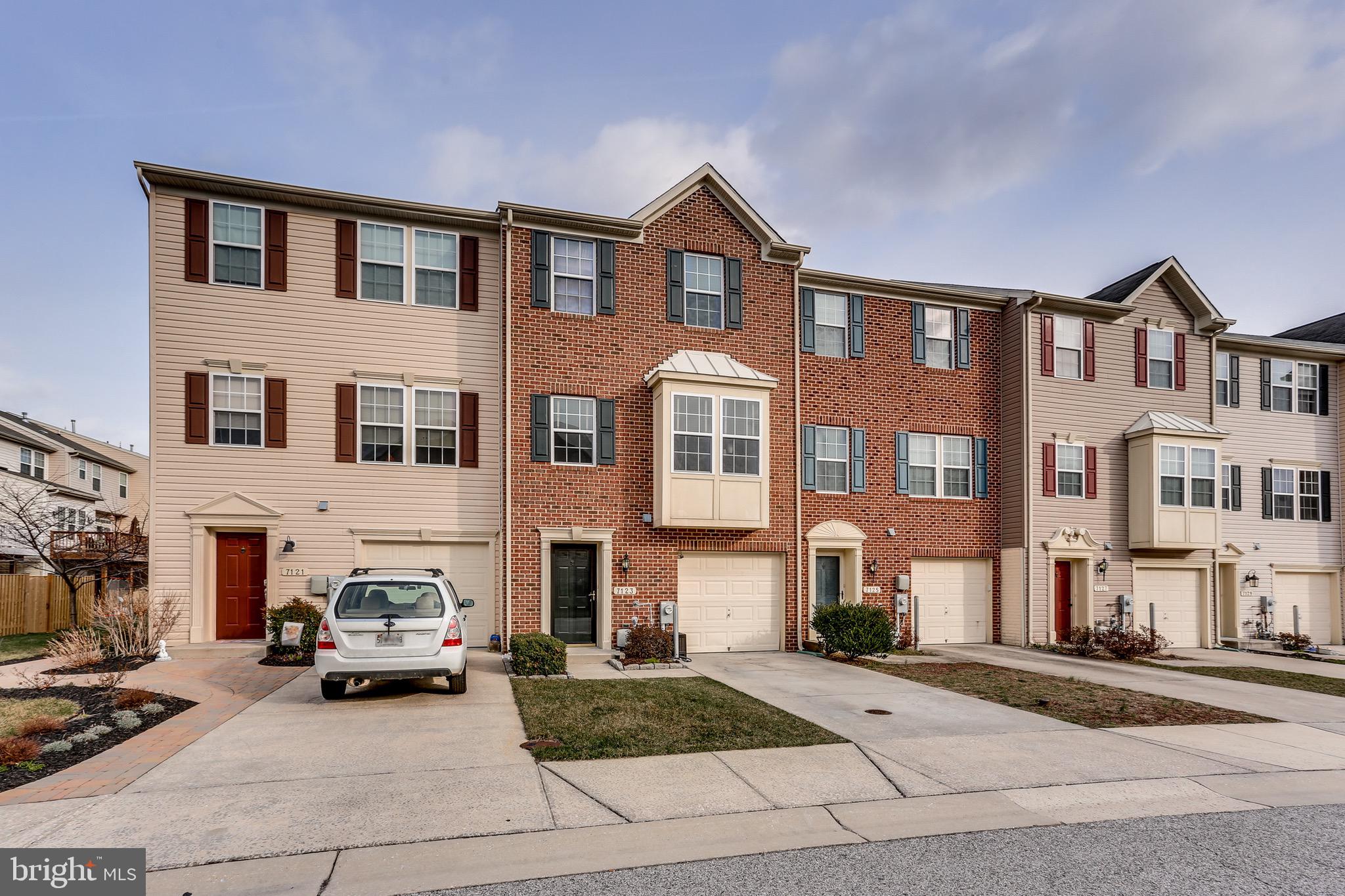 TANYARD SPRINGS - Residential