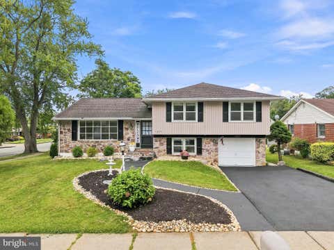 Photo of 1220 North Boulevard, BETHLEHEM, PA 18017 (MLS # PANH2010590)