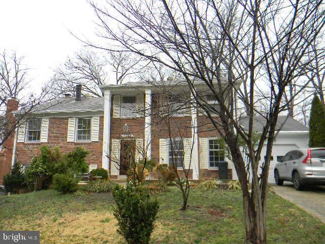 Photo 1 of 26 — 4320 WAKEFIELD DRIVE, ANNANDALE, VA 22003