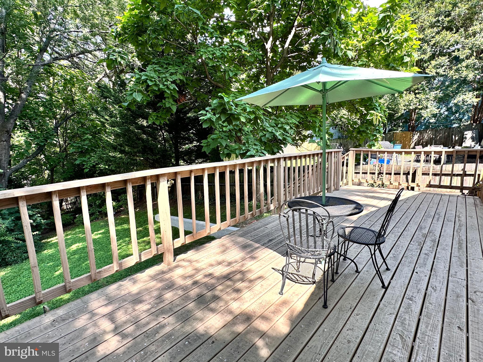 MAYWOOD - Residential