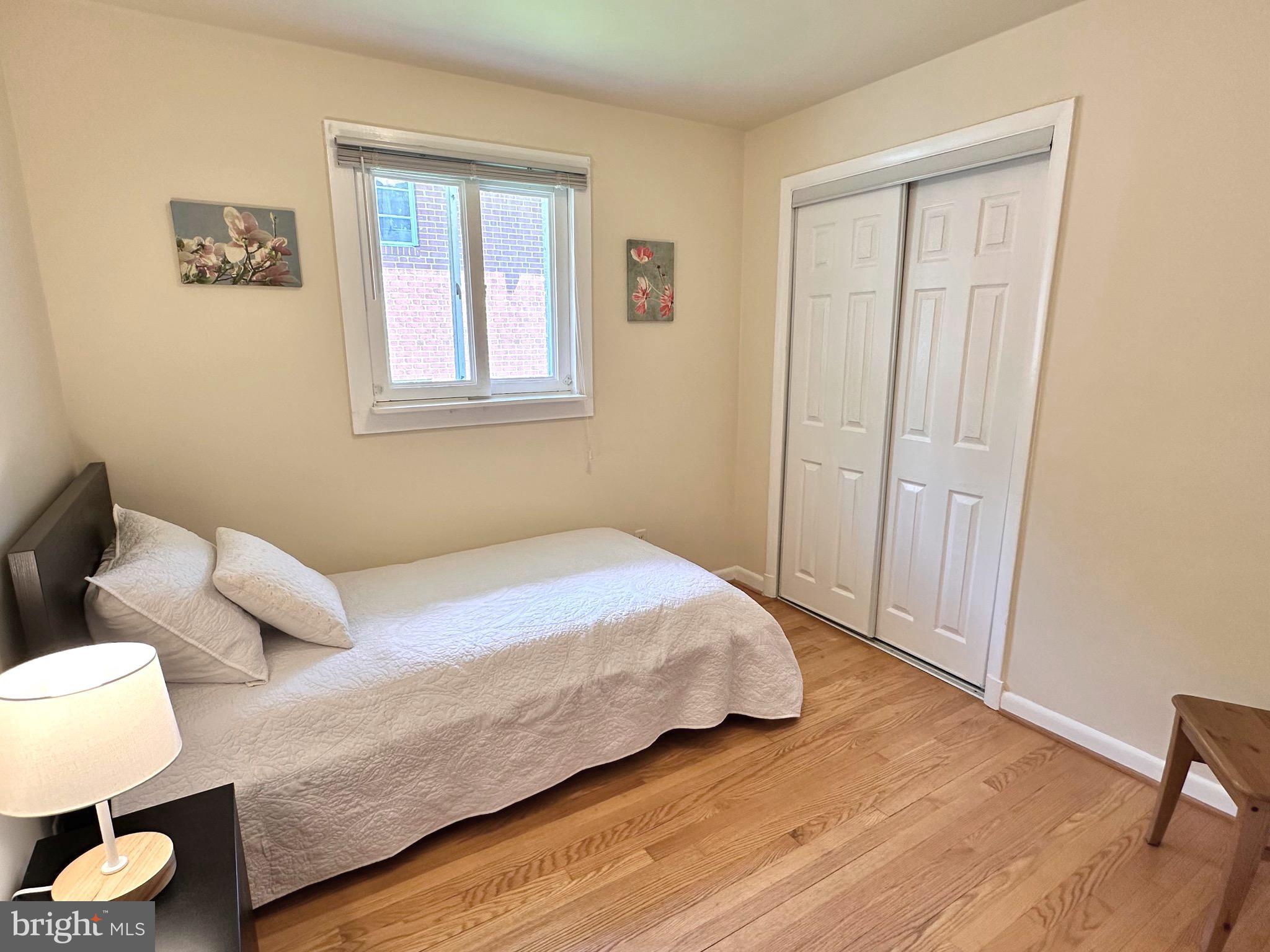 MAYWOOD - Residential