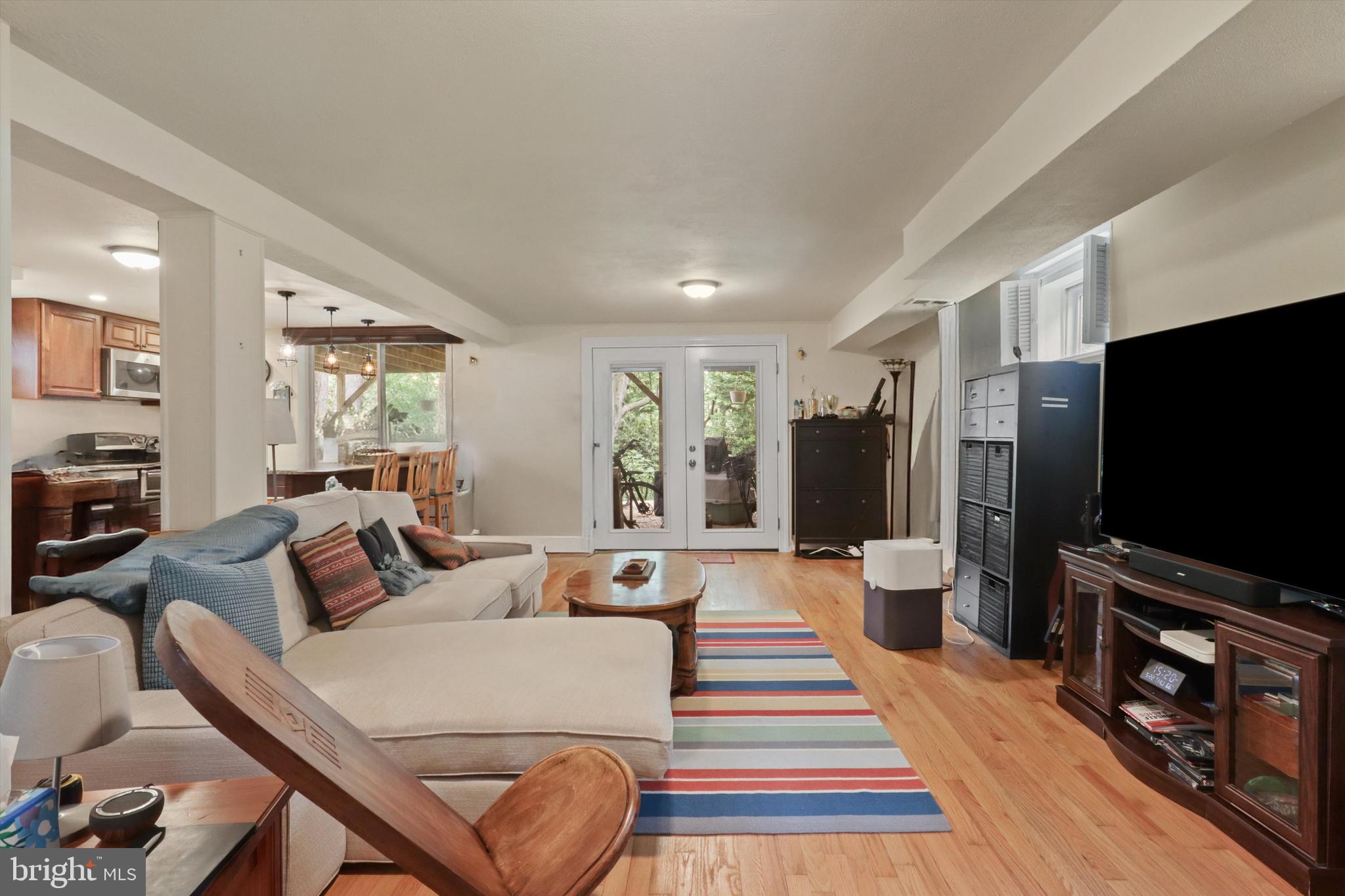 MAYWOOD - Residential