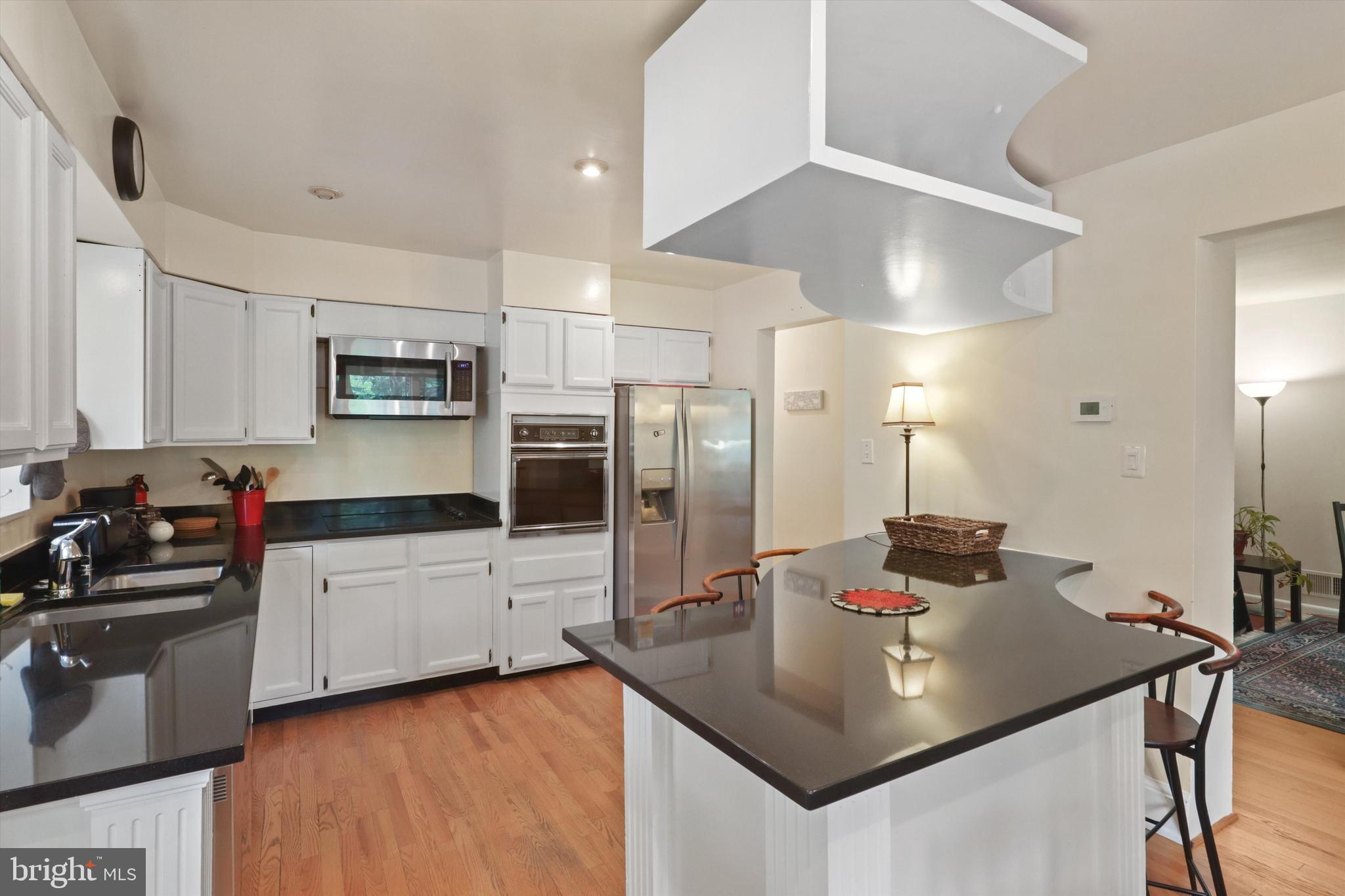 MAYWOOD - Residential