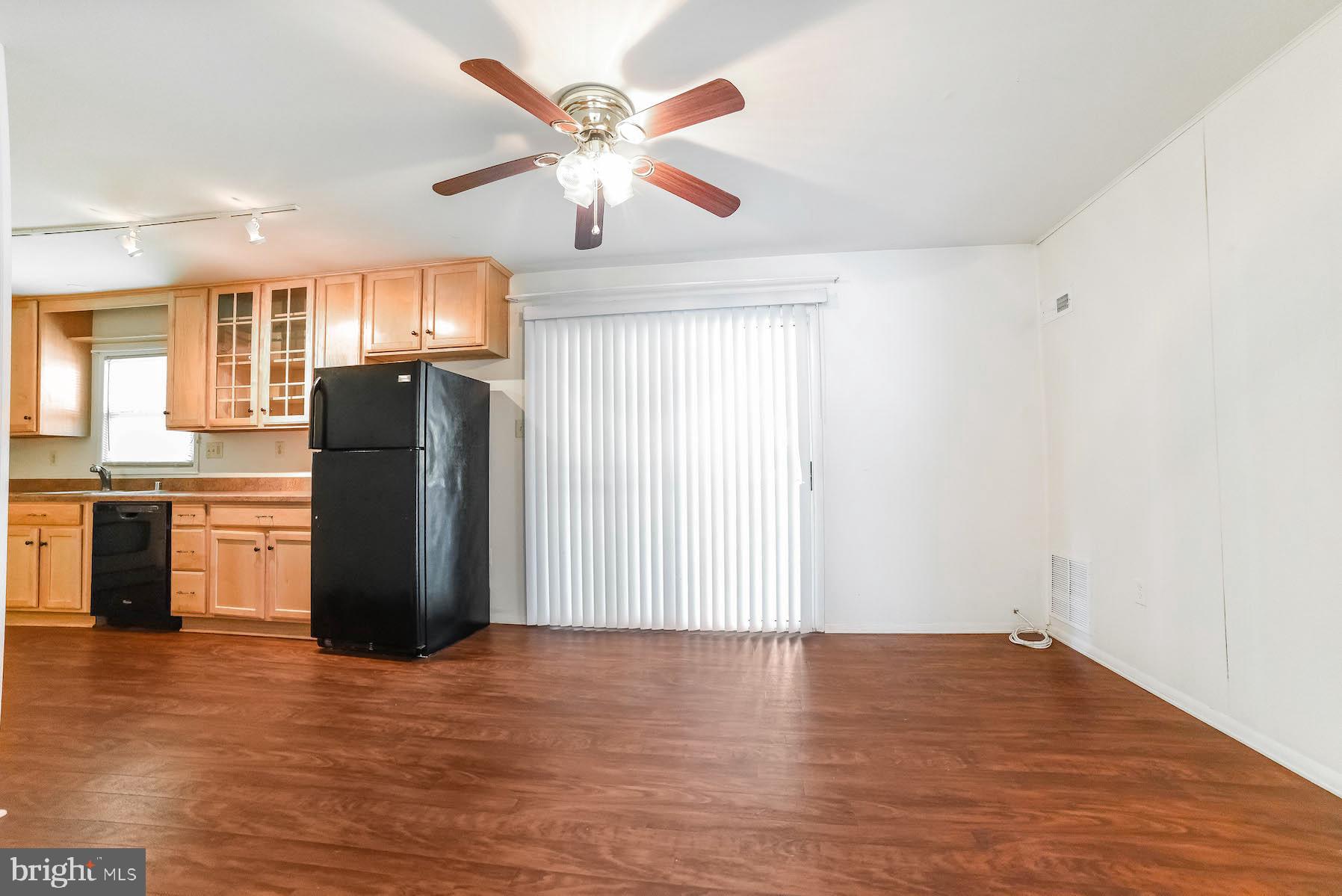 ST CHARLES - CARRINGTON - Residential