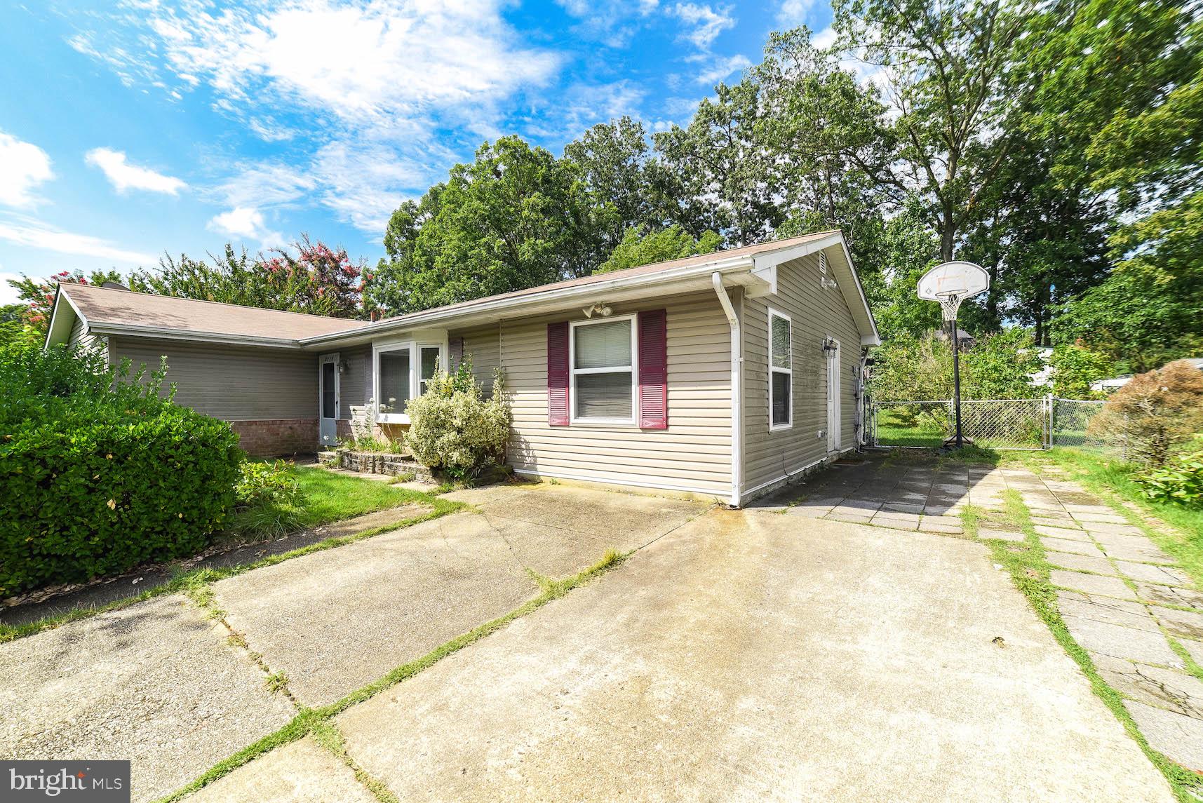 ST CHARLES - CARRINGTON - Residential