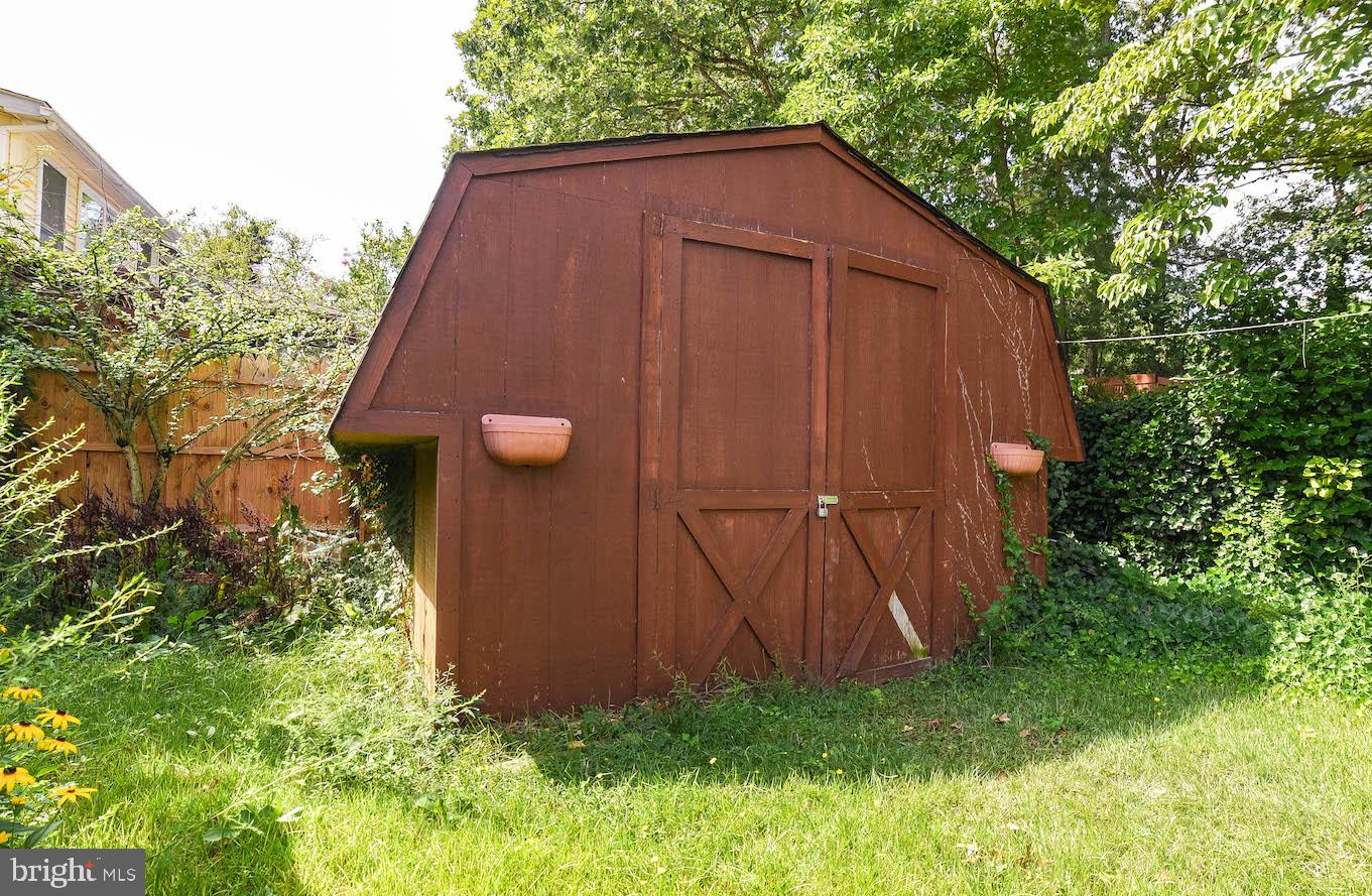 ST CHARLES - CARRINGTON - Residential