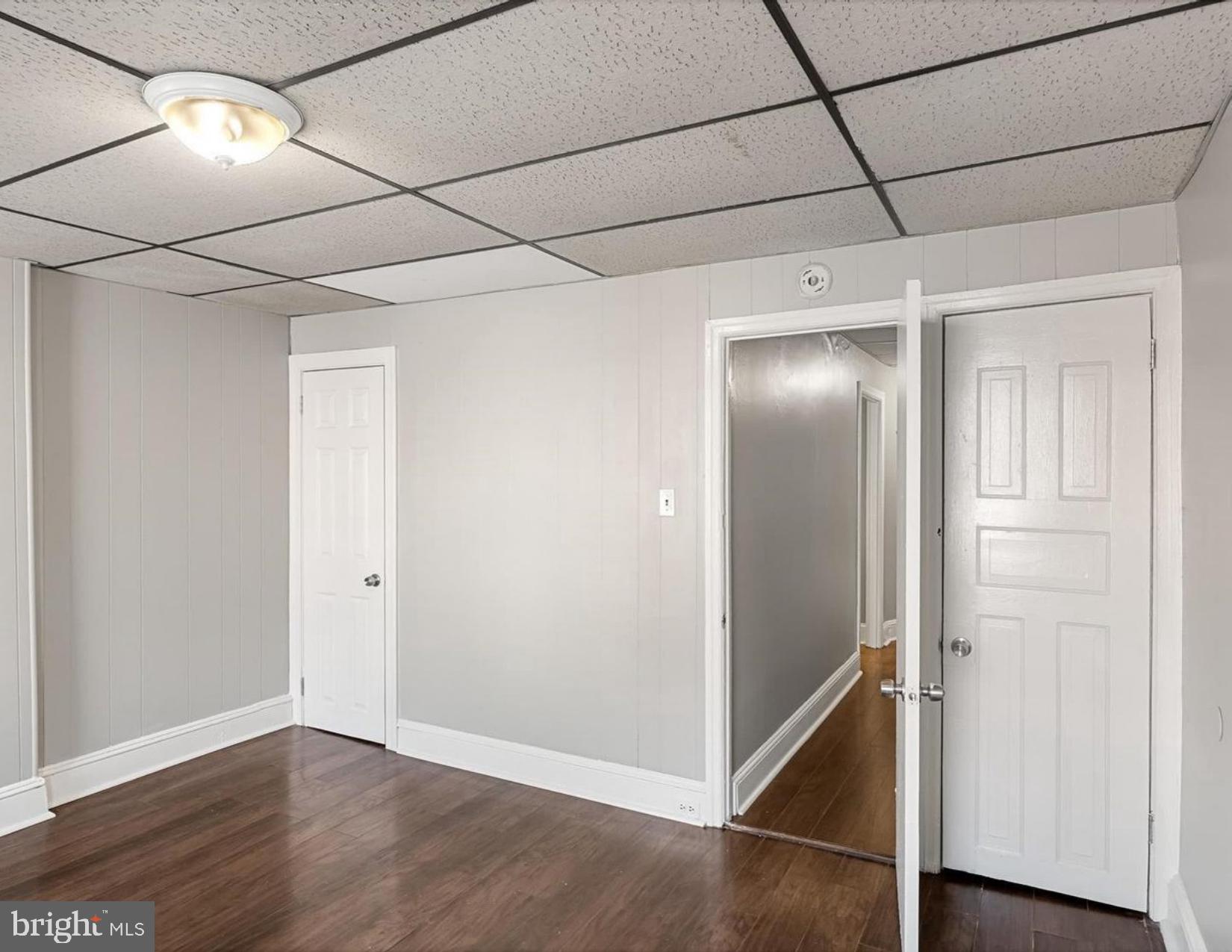 ARONIMINK ESTATES - Residential Lease