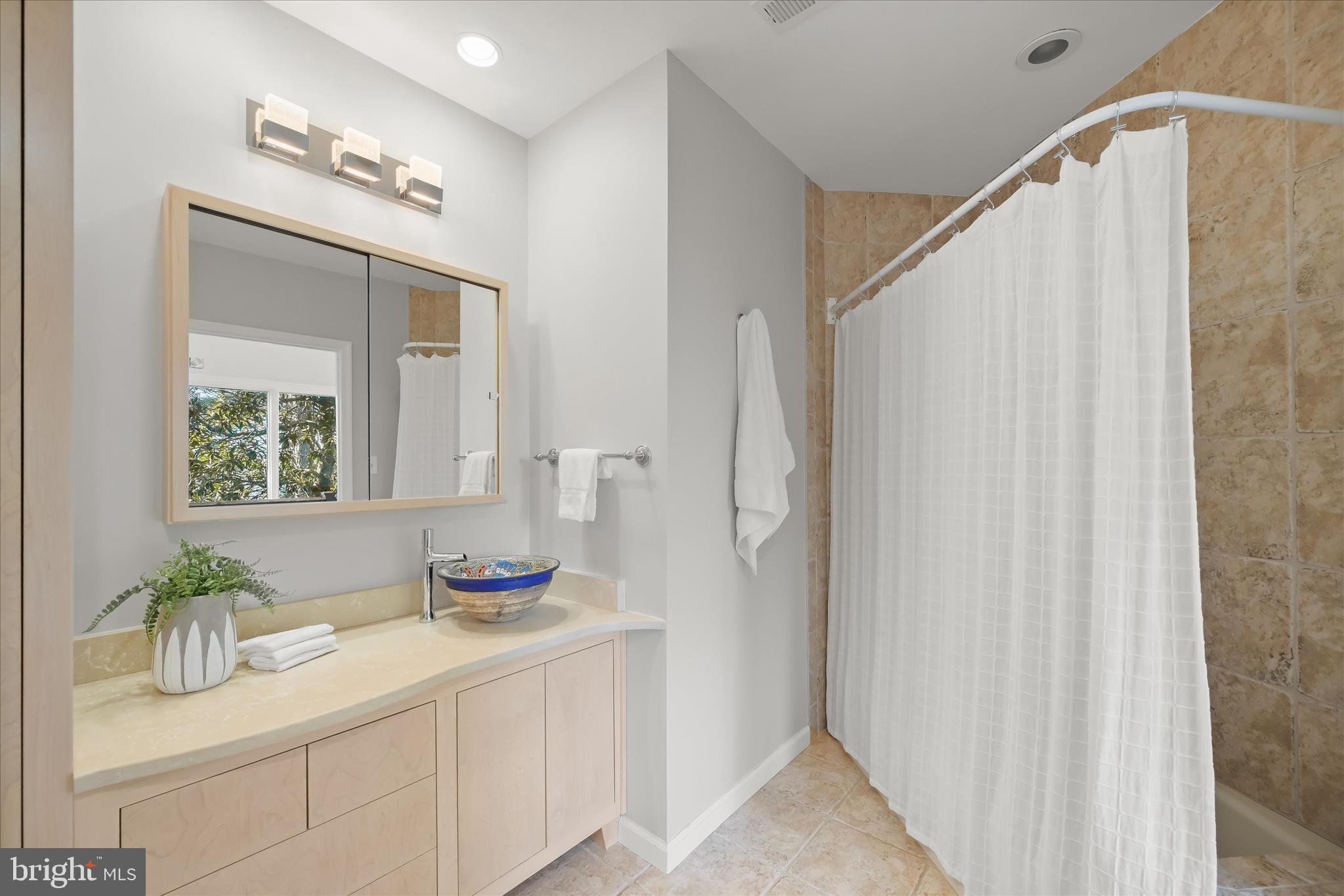 EPPING FOREST - Residential