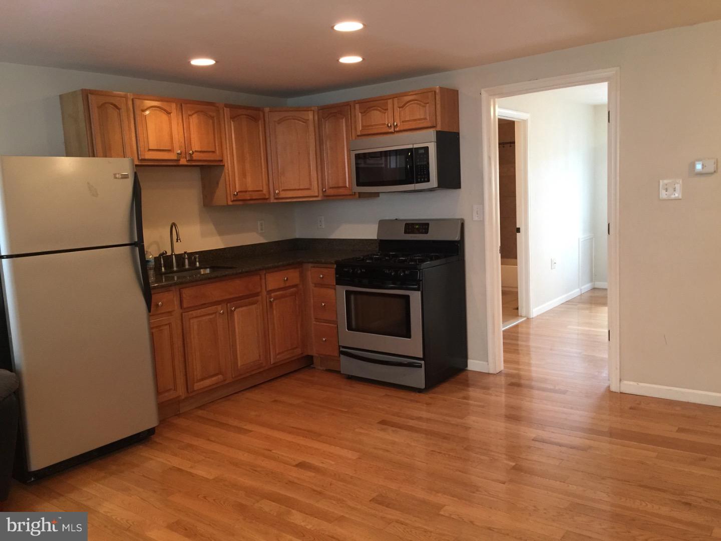 OLDE KENSINGTON - Residential Lease