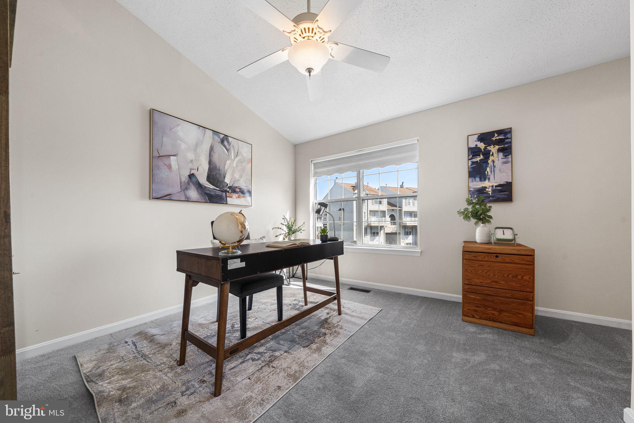 GUNSTON CORNER - Residential