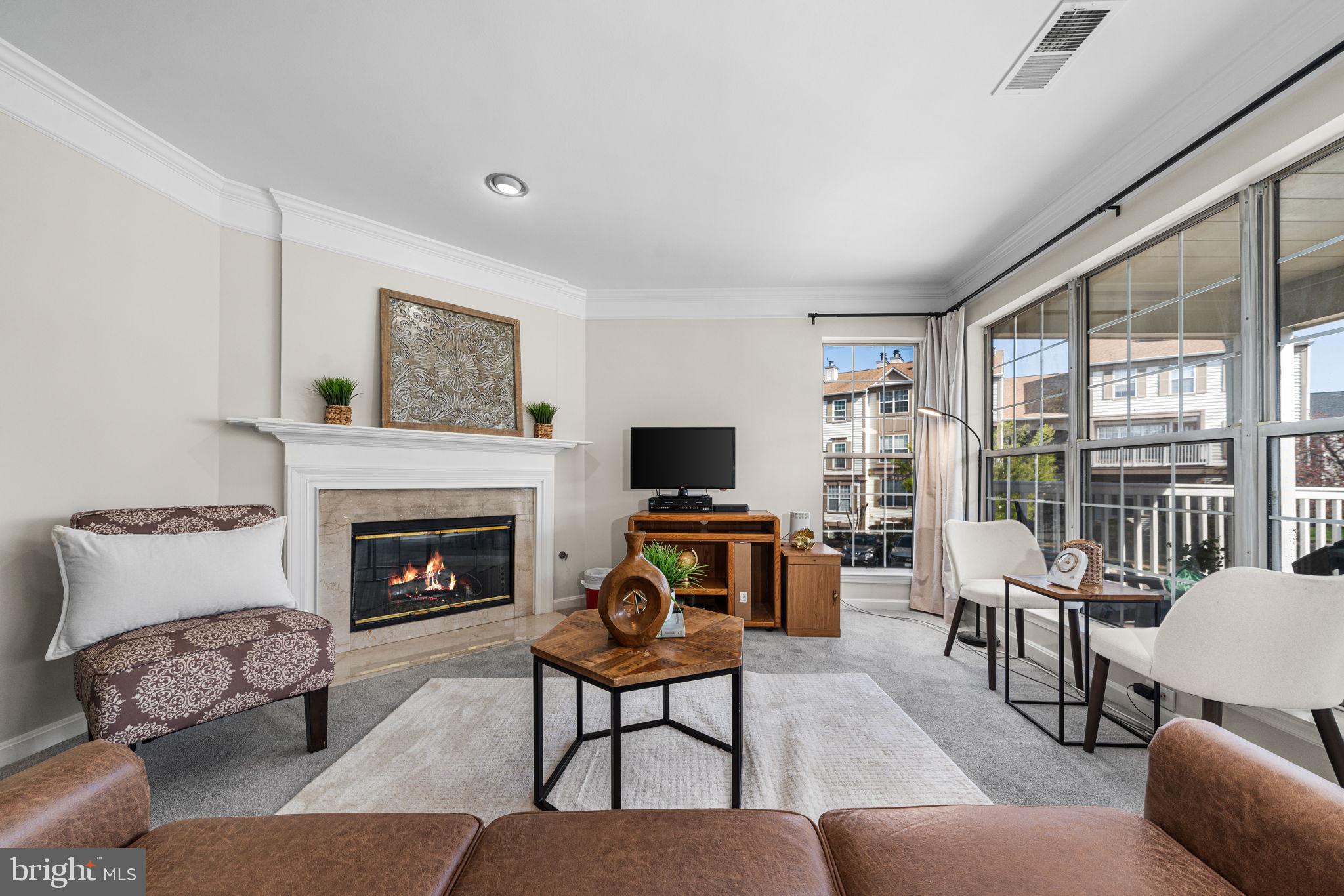 GUNSTON CORNER - Residential