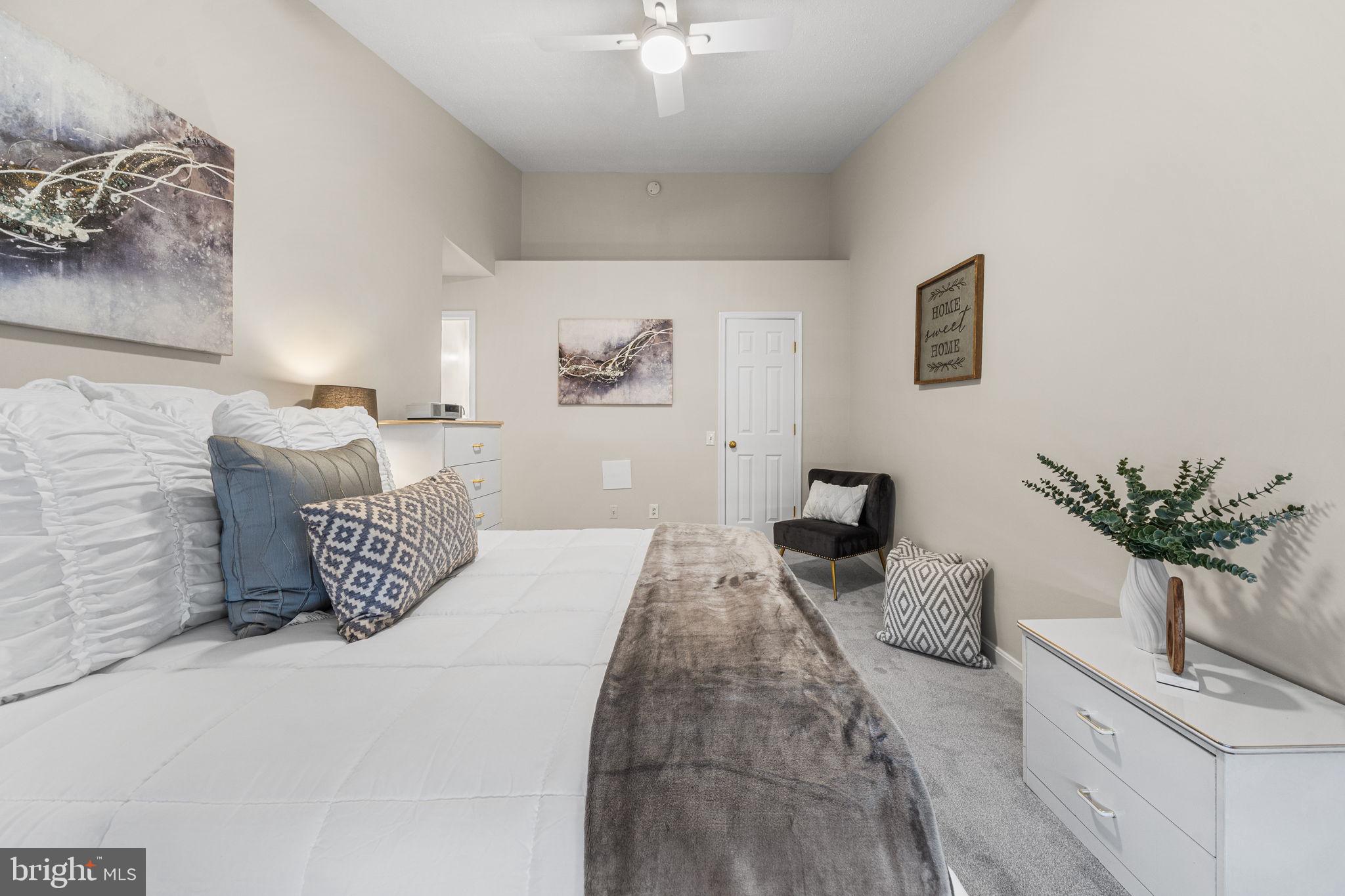 GUNSTON CORNER - Residential