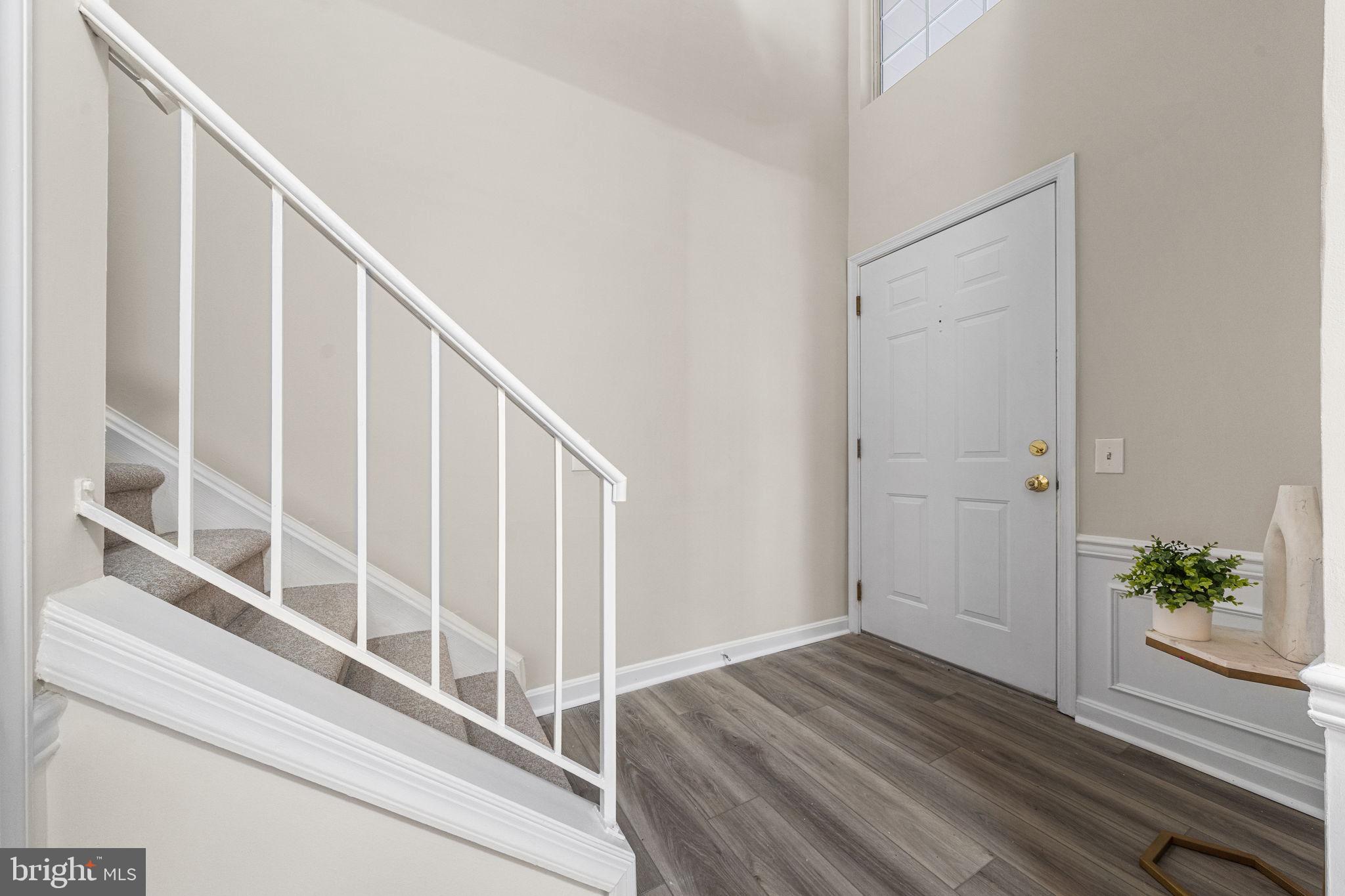 GUNSTON CORNER - Residential