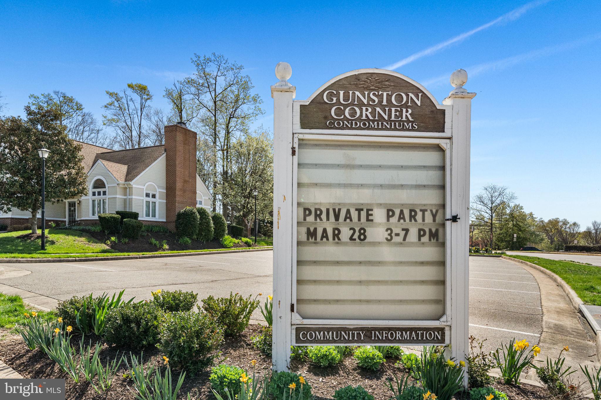 GUNSTON CORNER - Residential