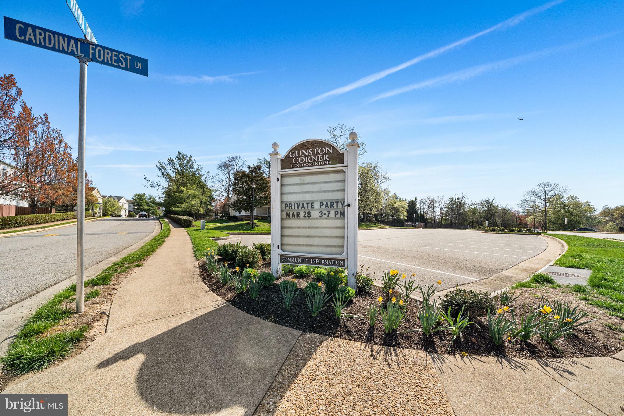 GUNSTON CORNER - Residential