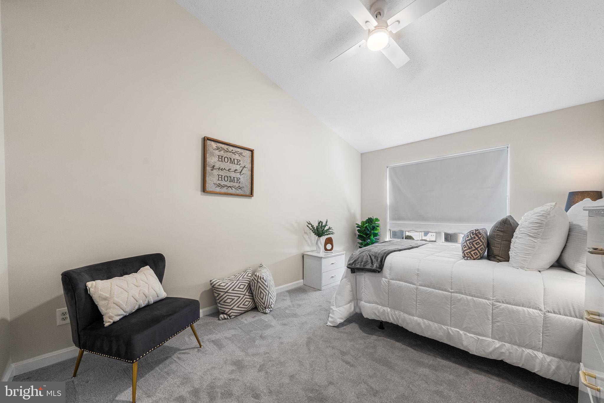 GUNSTON CORNER - Residential