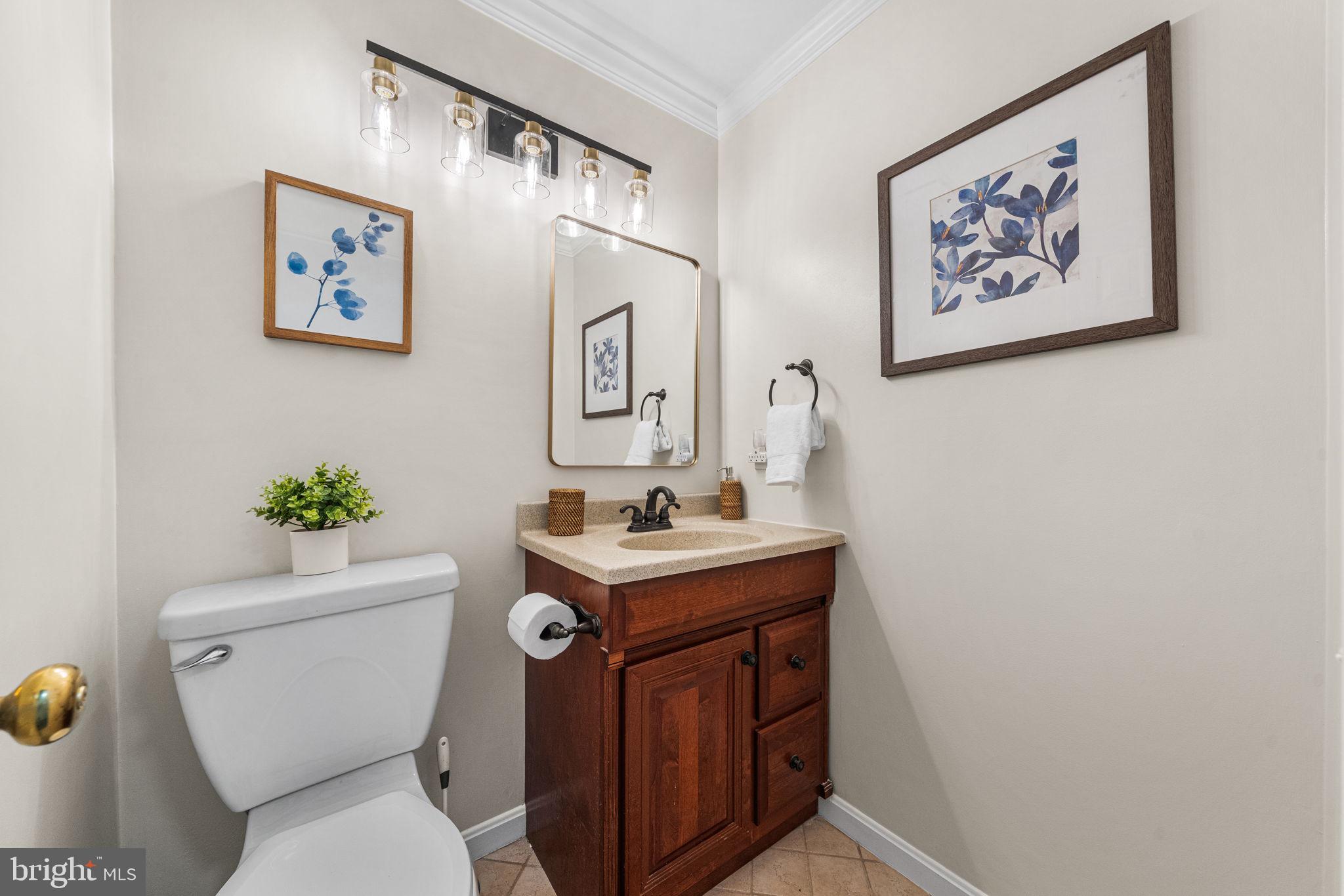 GUNSTON CORNER - Residential