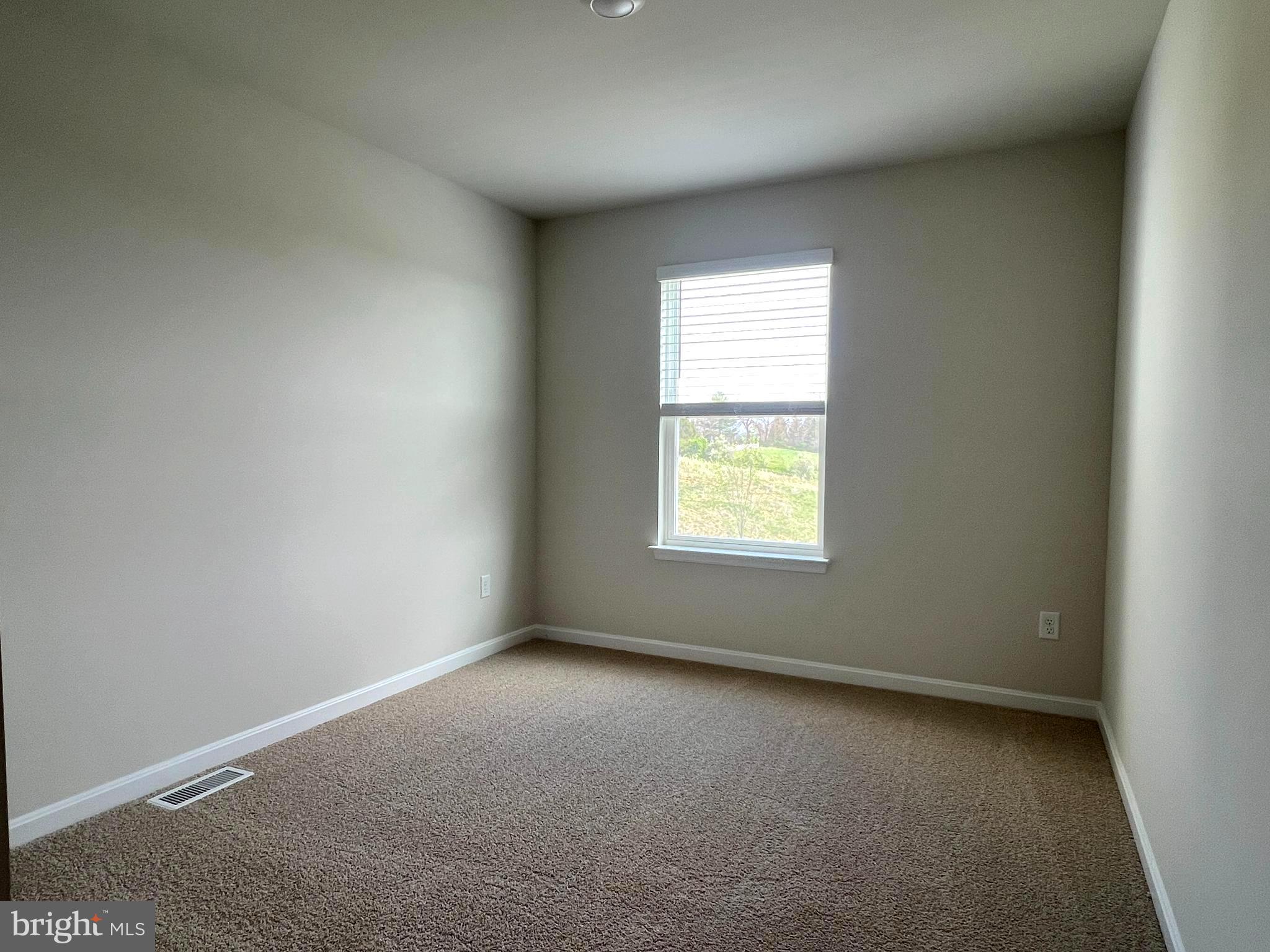 VALLEY VIEW - Residential Lease