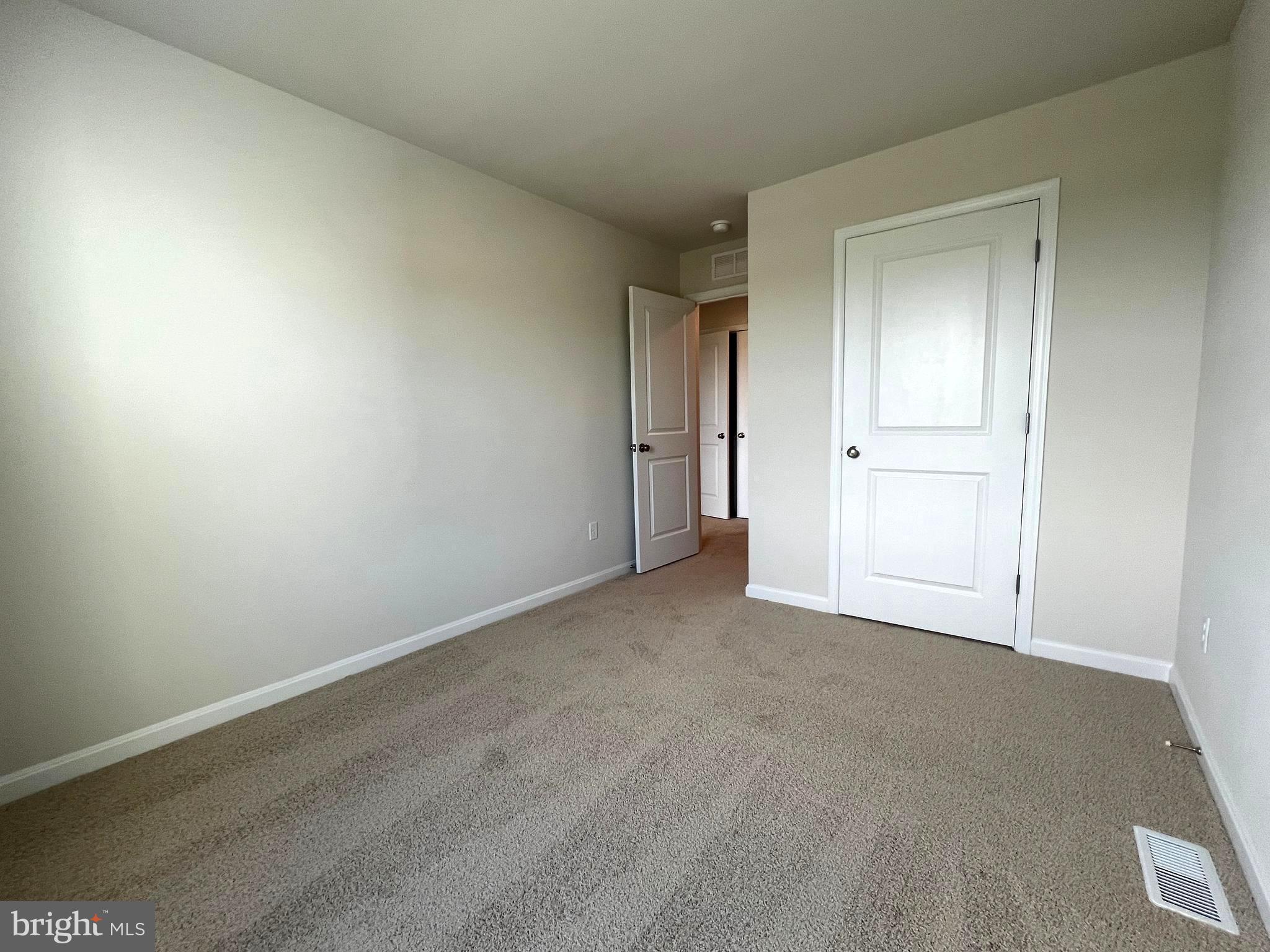 VALLEY VIEW - Residential Lease