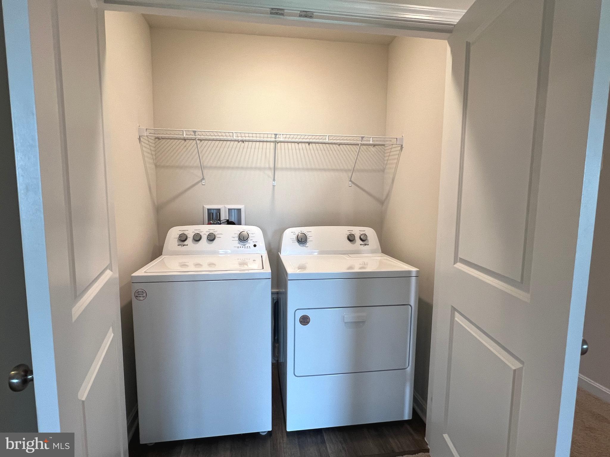 VALLEY VIEW - Residential Lease