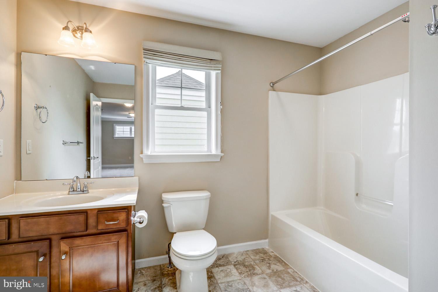 HOME TOWNE SQUARE - Residential