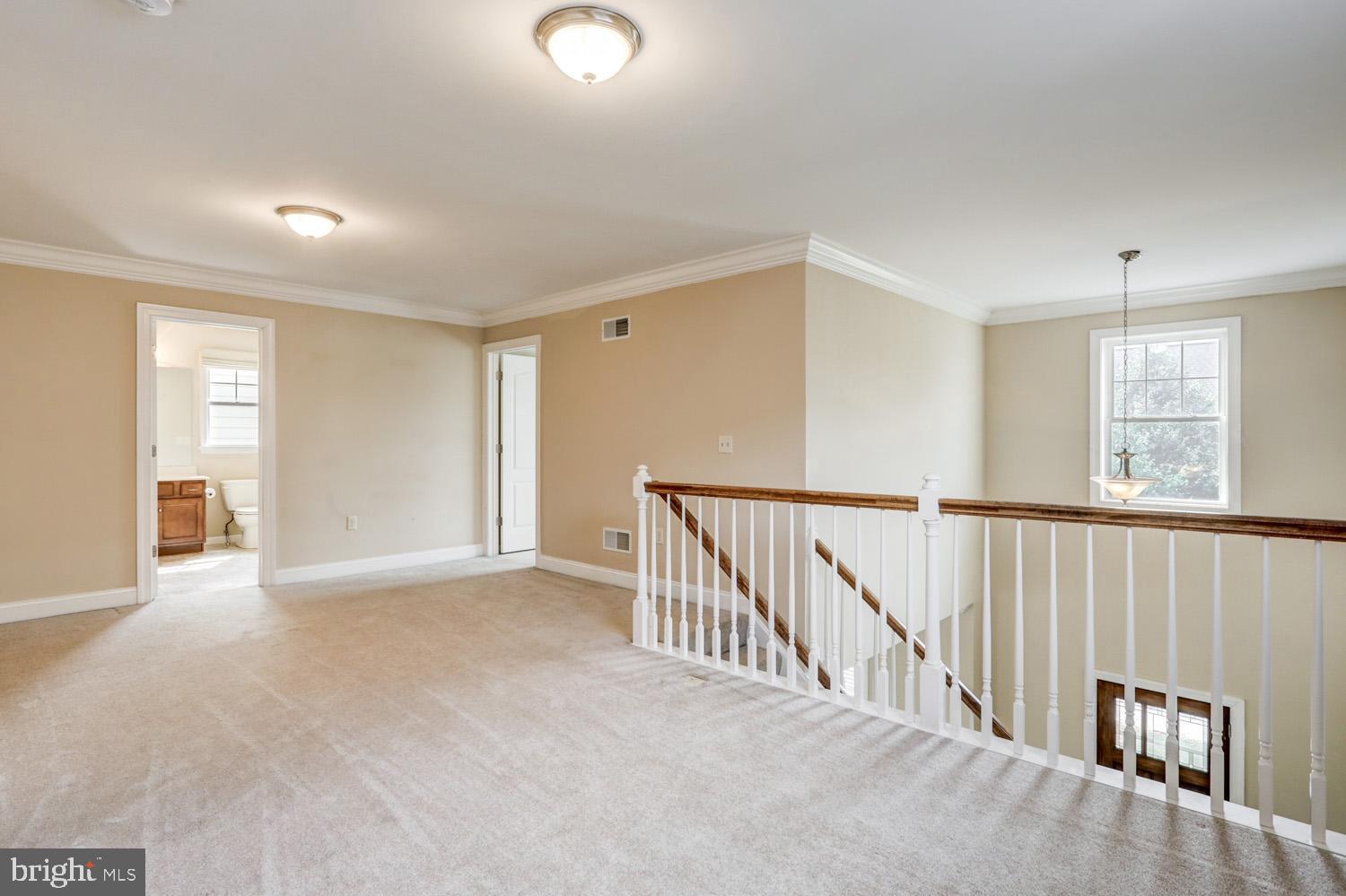 HOME TOWNE SQUARE - Residential