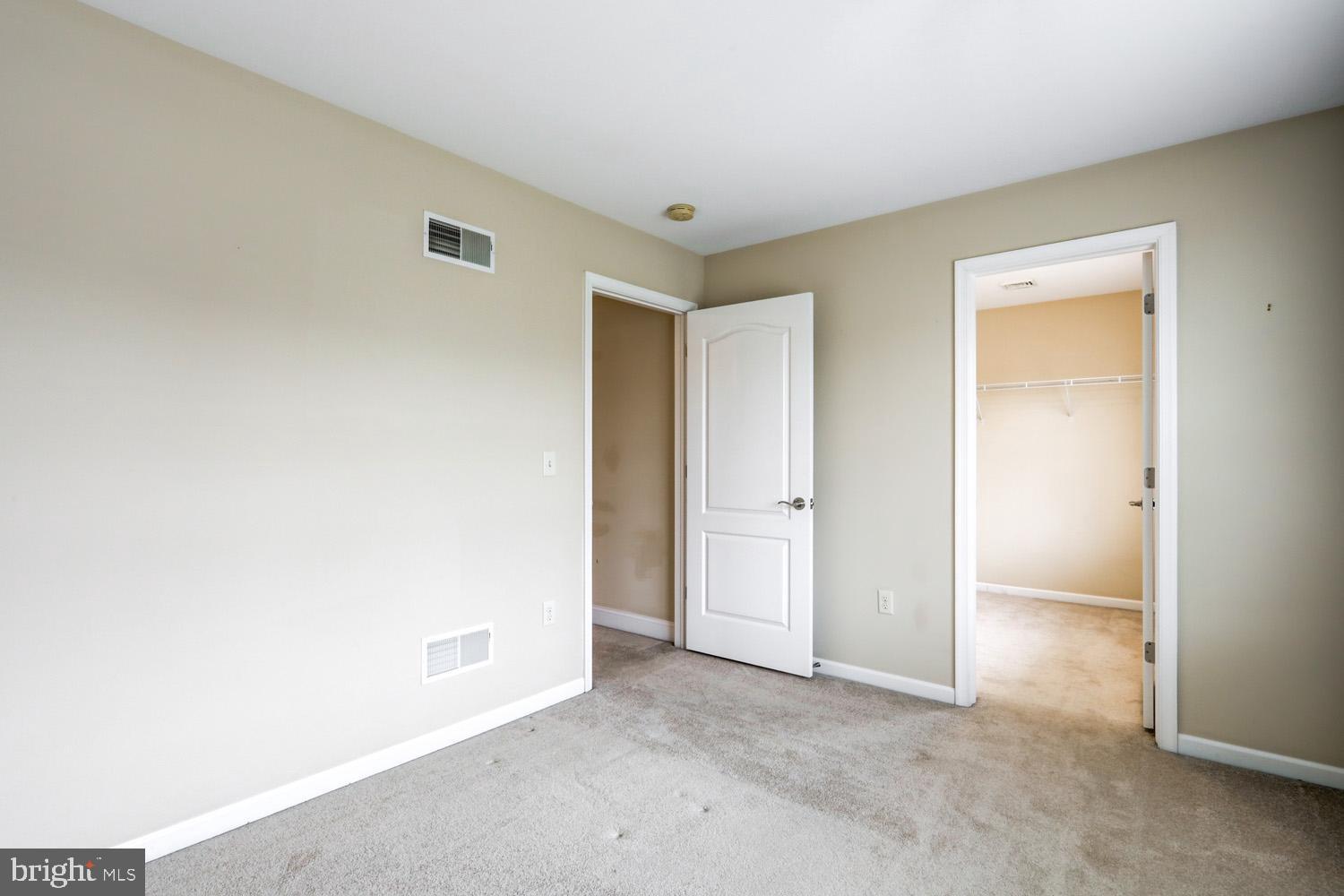 HOME TOWNE SQUARE - Residential