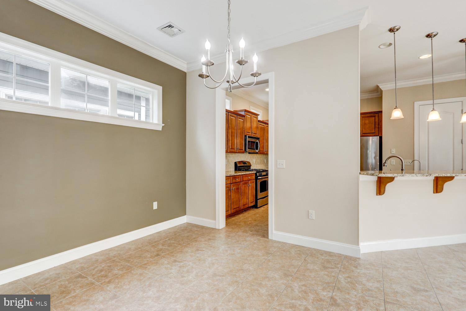HOME TOWNE SQUARE - Residential