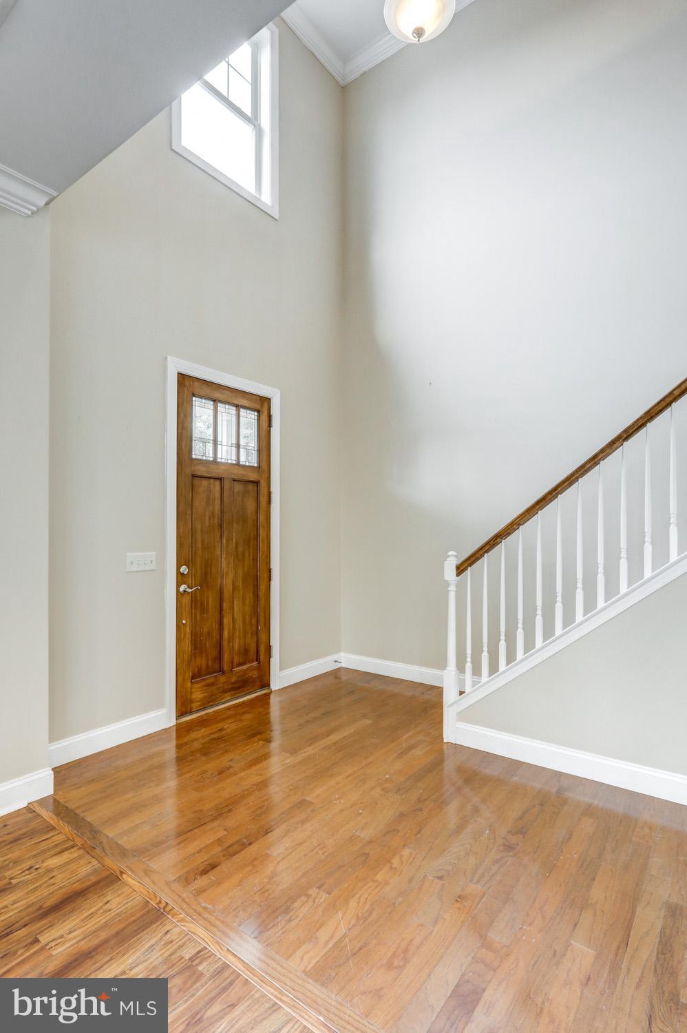HOME TOWNE SQUARE - Residential