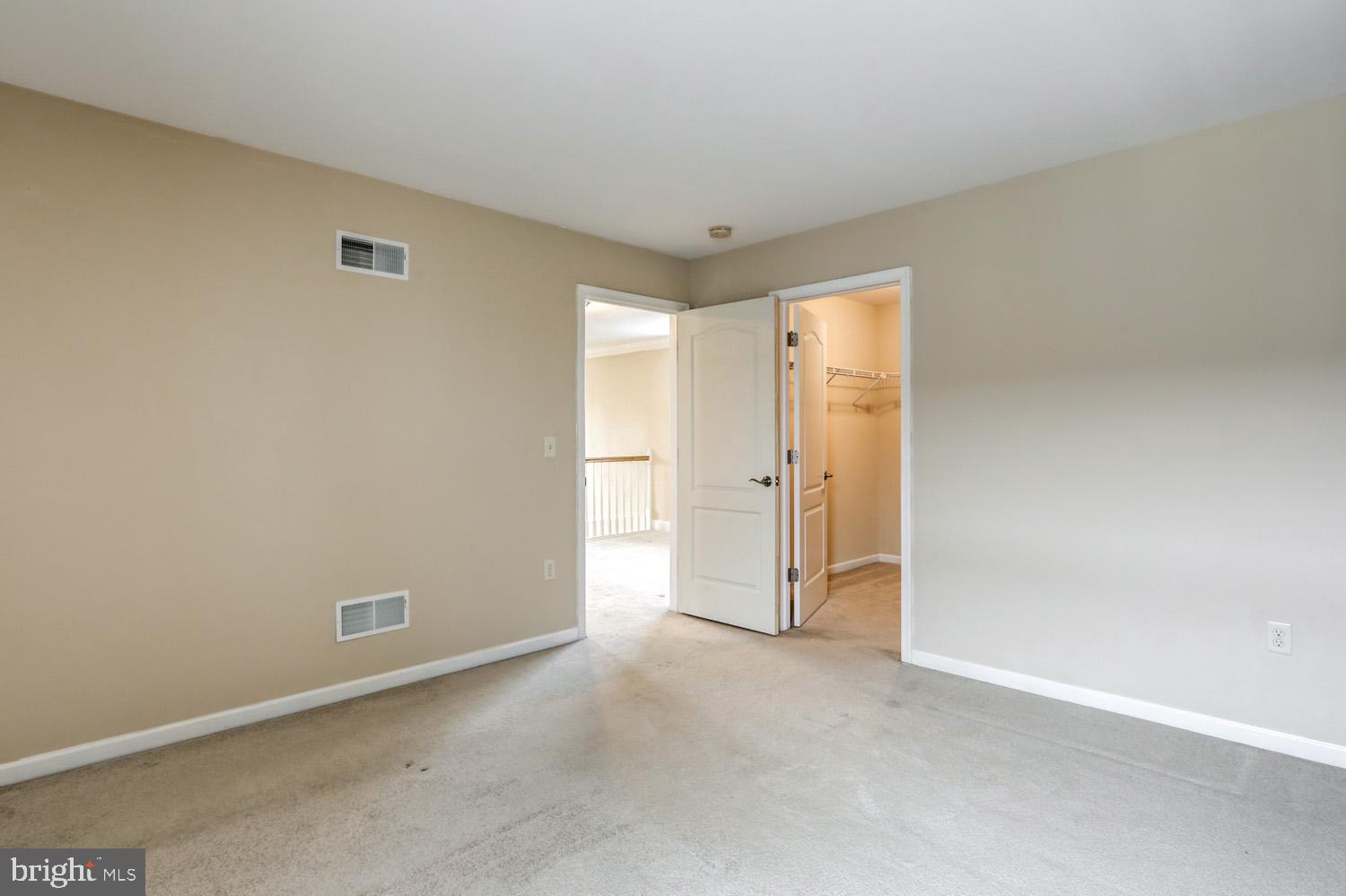 HOME TOWNE SQUARE - Residential