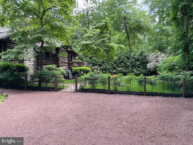 MEDFORD LAKES - Residential