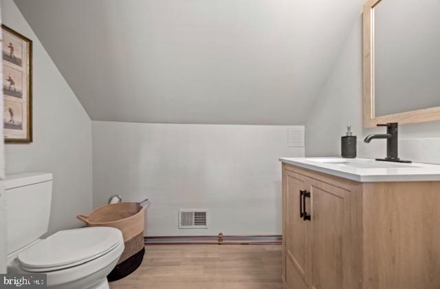 MEDFORD LAKES - Residential