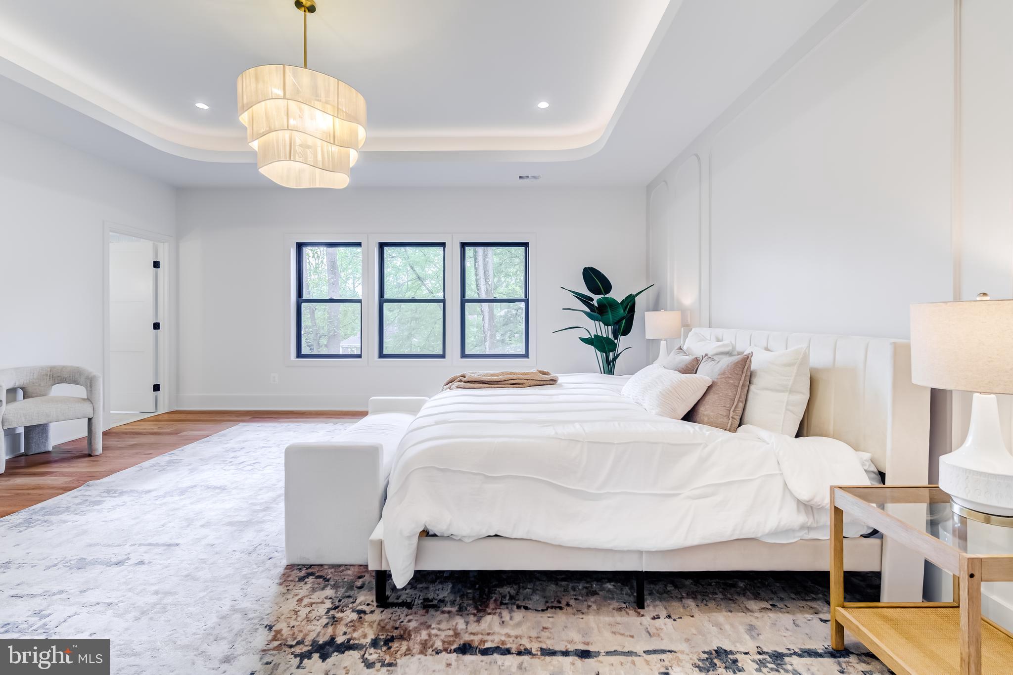 VIENNA WOODS - Residential