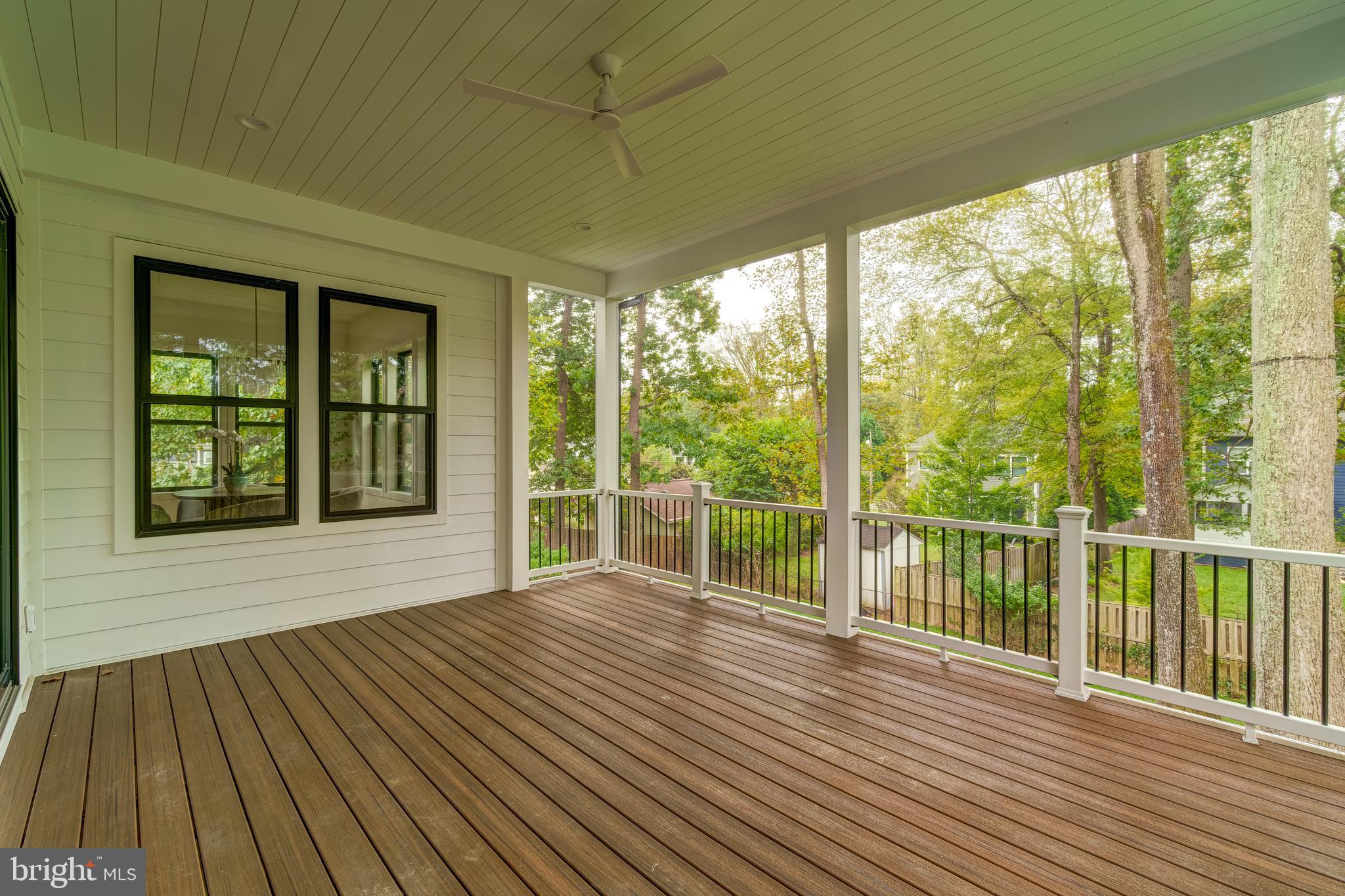 VIENNA WOODS - Residential