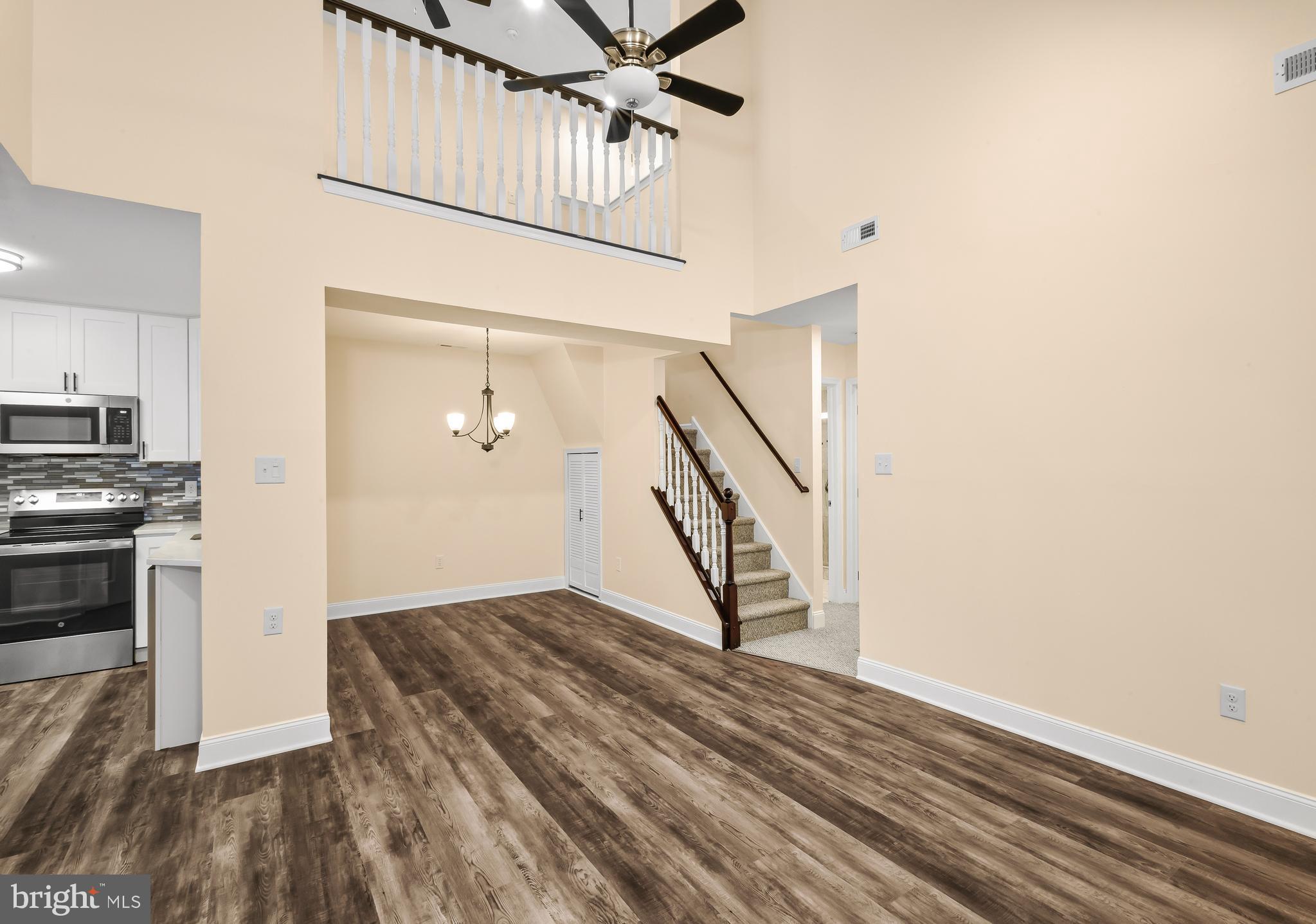 803 GINGER COURT
